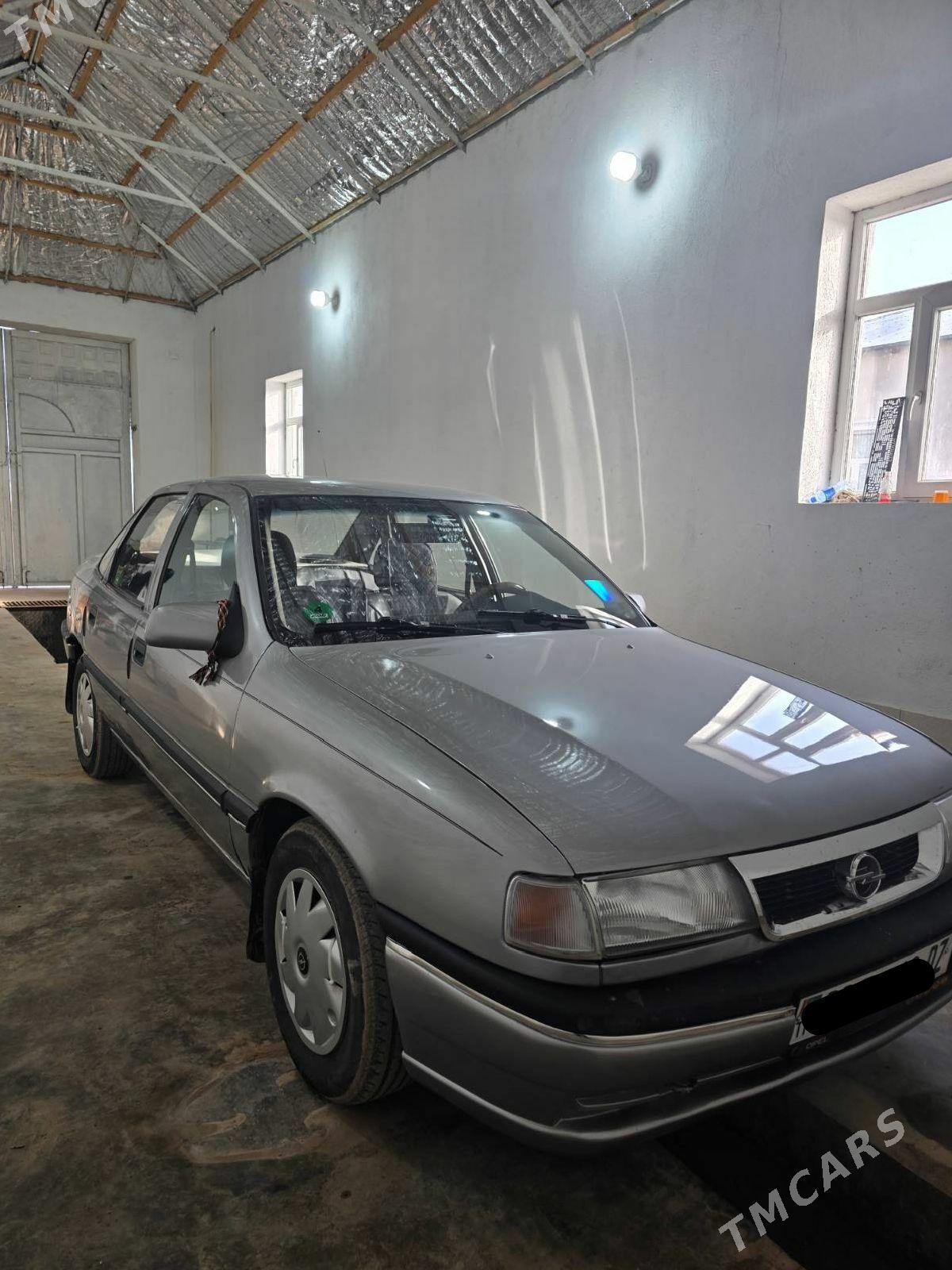 Opel Vectra 1991 - 42 000 TMT - Гороглы (Тагта) - img 1