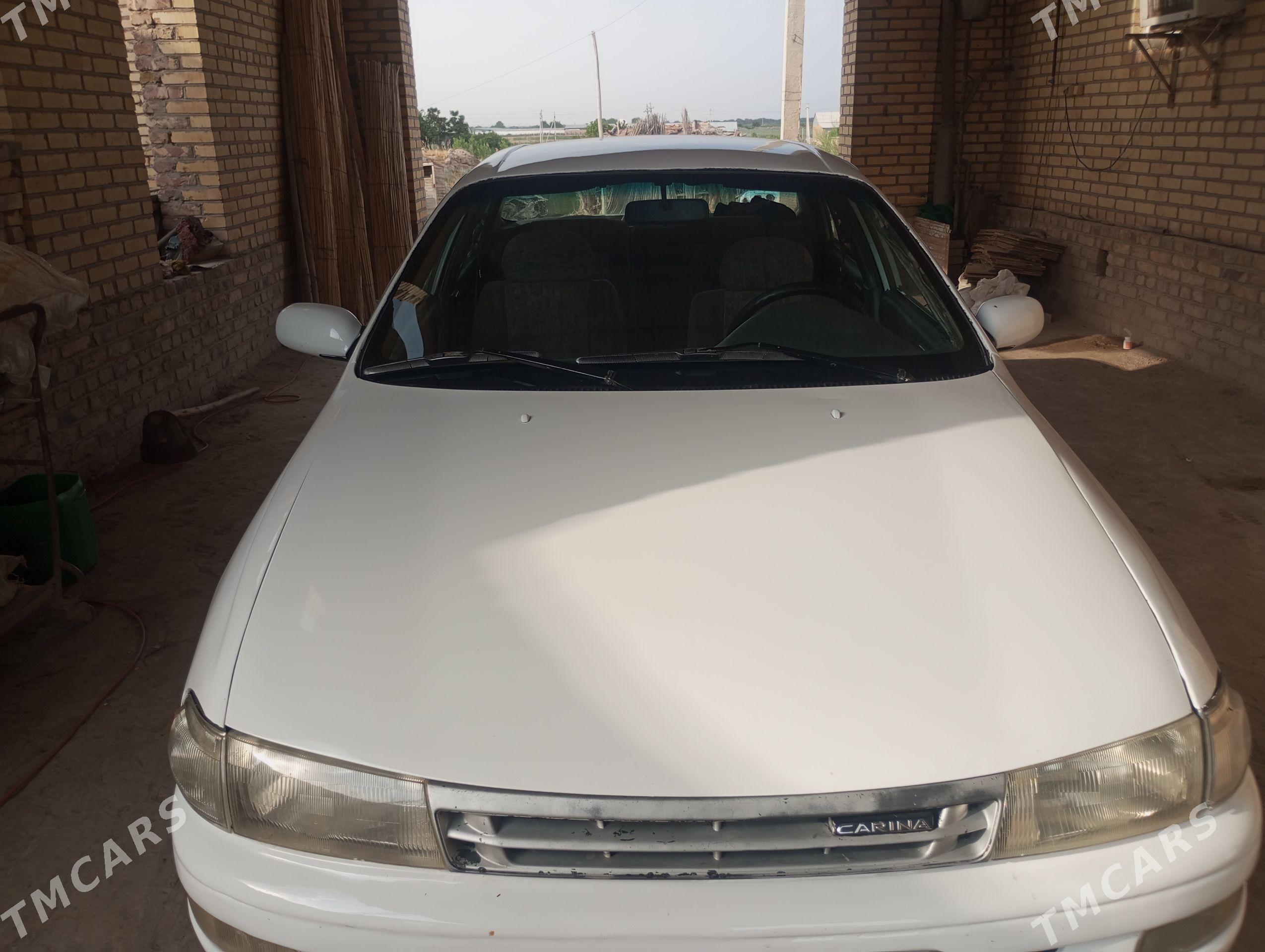 Toyota Carina 1994 - 55 000 TMT - Halaç - img 1