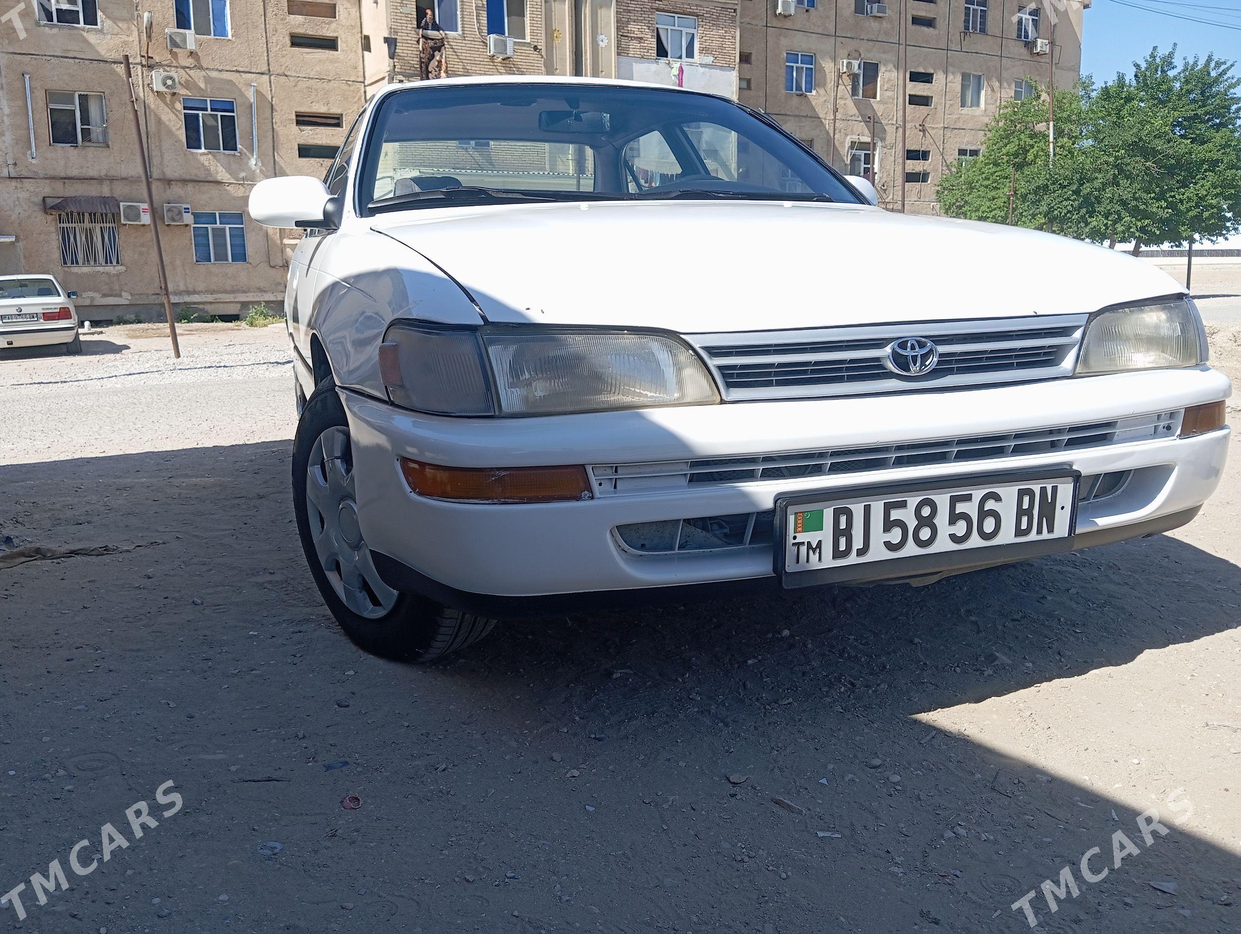 Toyota Corolla 1993 - 80 000 TMT - Балканабат - img 1