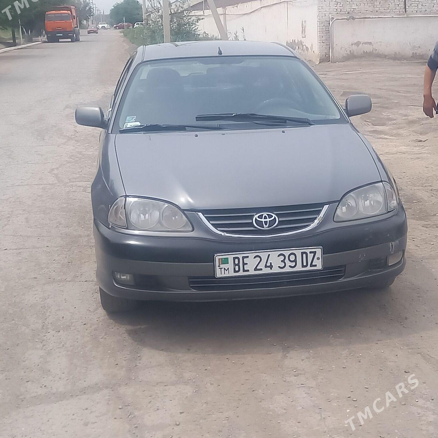 Toyota Avensis 2002 - 110 000 TMT - Daşoguz - img 1