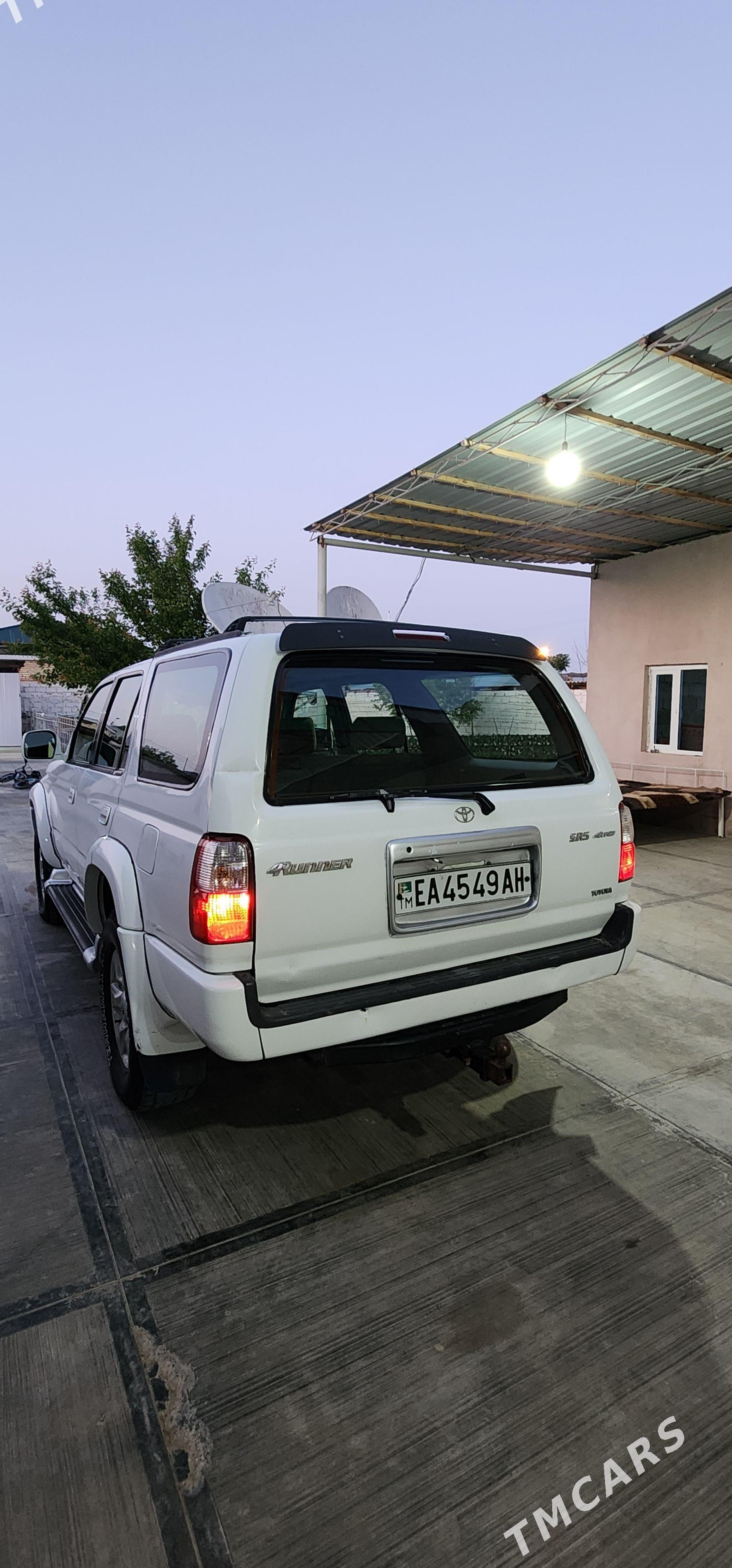 Toyota 4Runner 2002 - 160 000 TMT - Гёкдепе - img 1