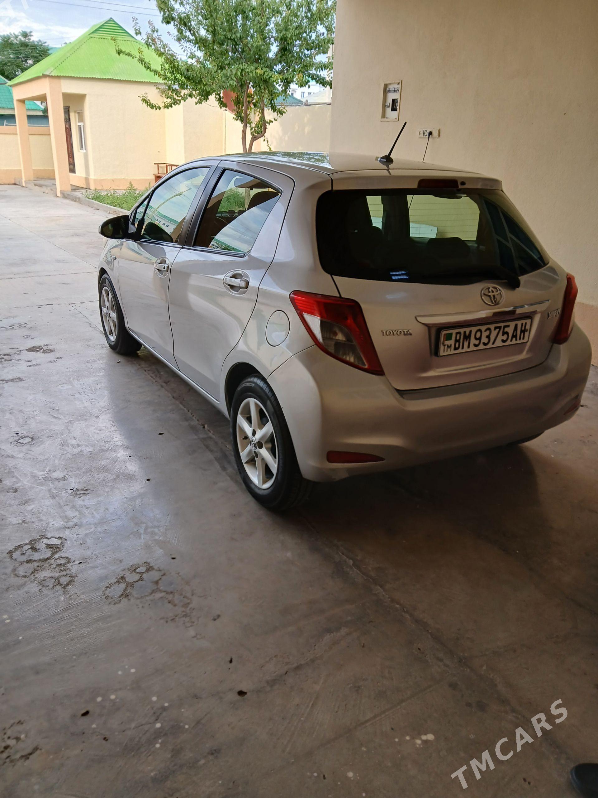 Toyota Yaris 2012 - 155 000 TMT - Aşgabat - img 1
