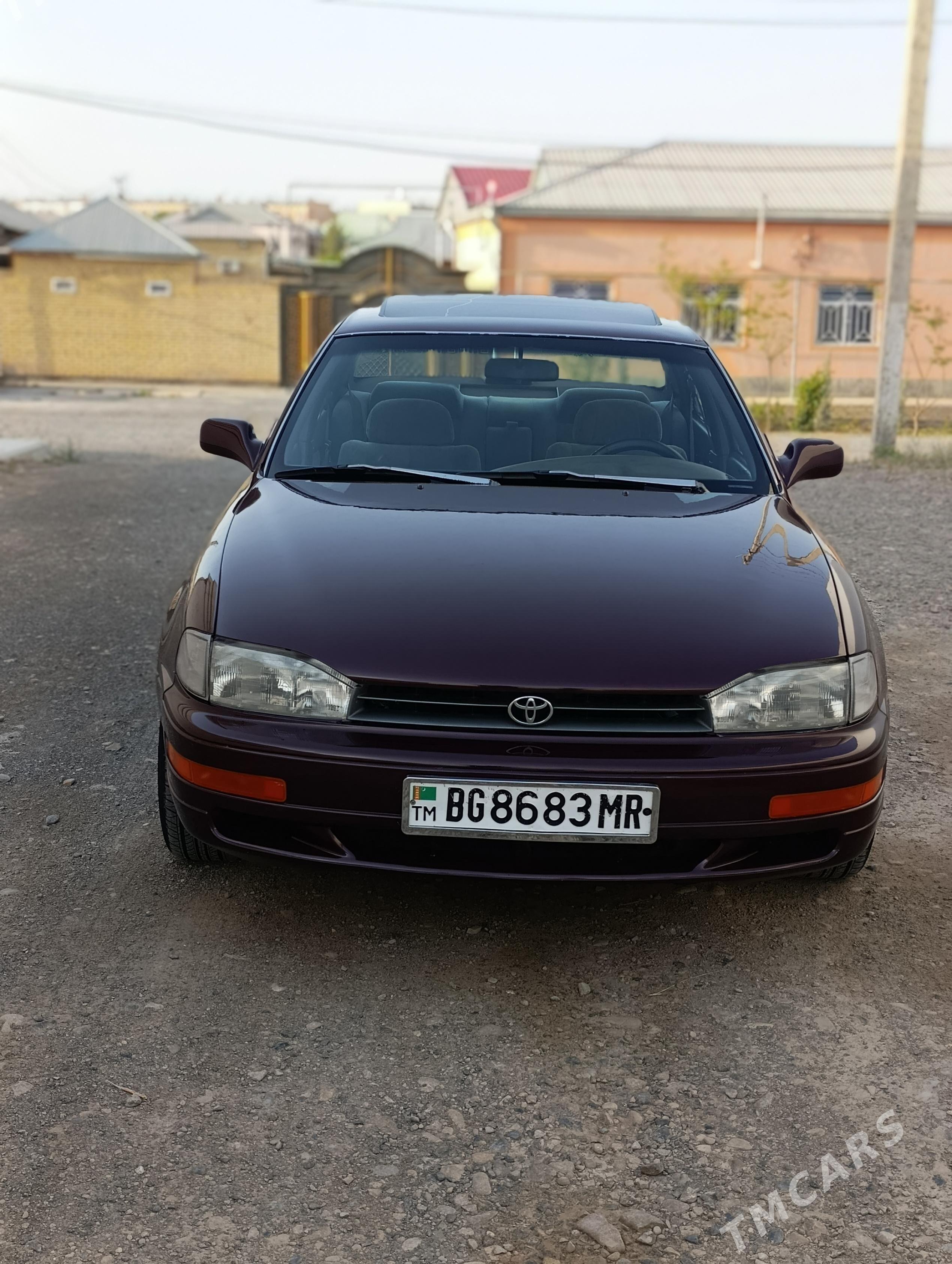 Toyota Camry 1993 - 132 000 TMT - Mary - img 1