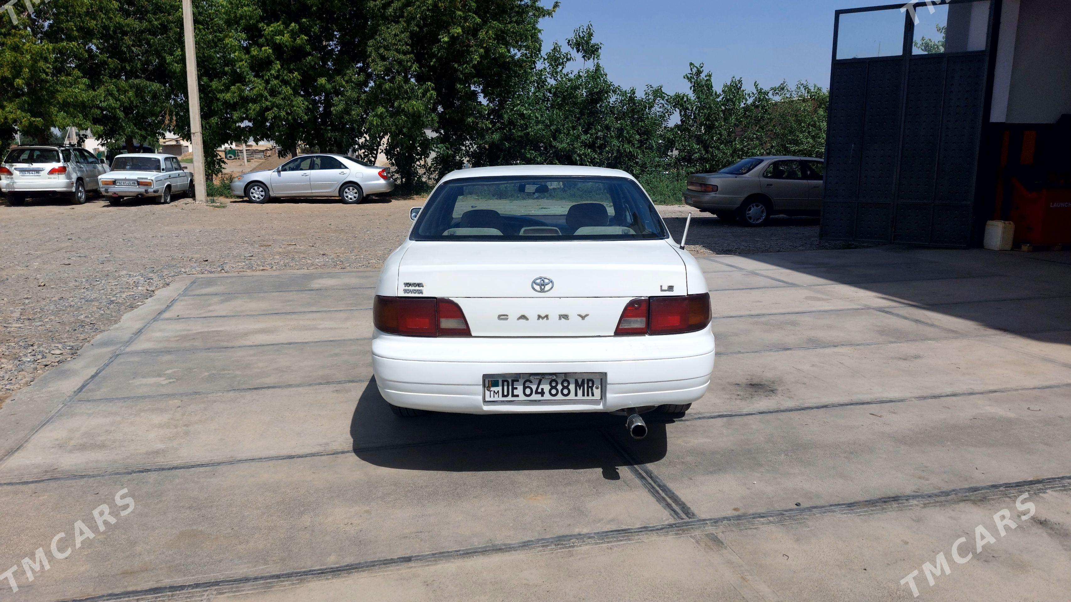 Toyota Camry 1996 - 99 000 TMT - Сакарчага - img 1