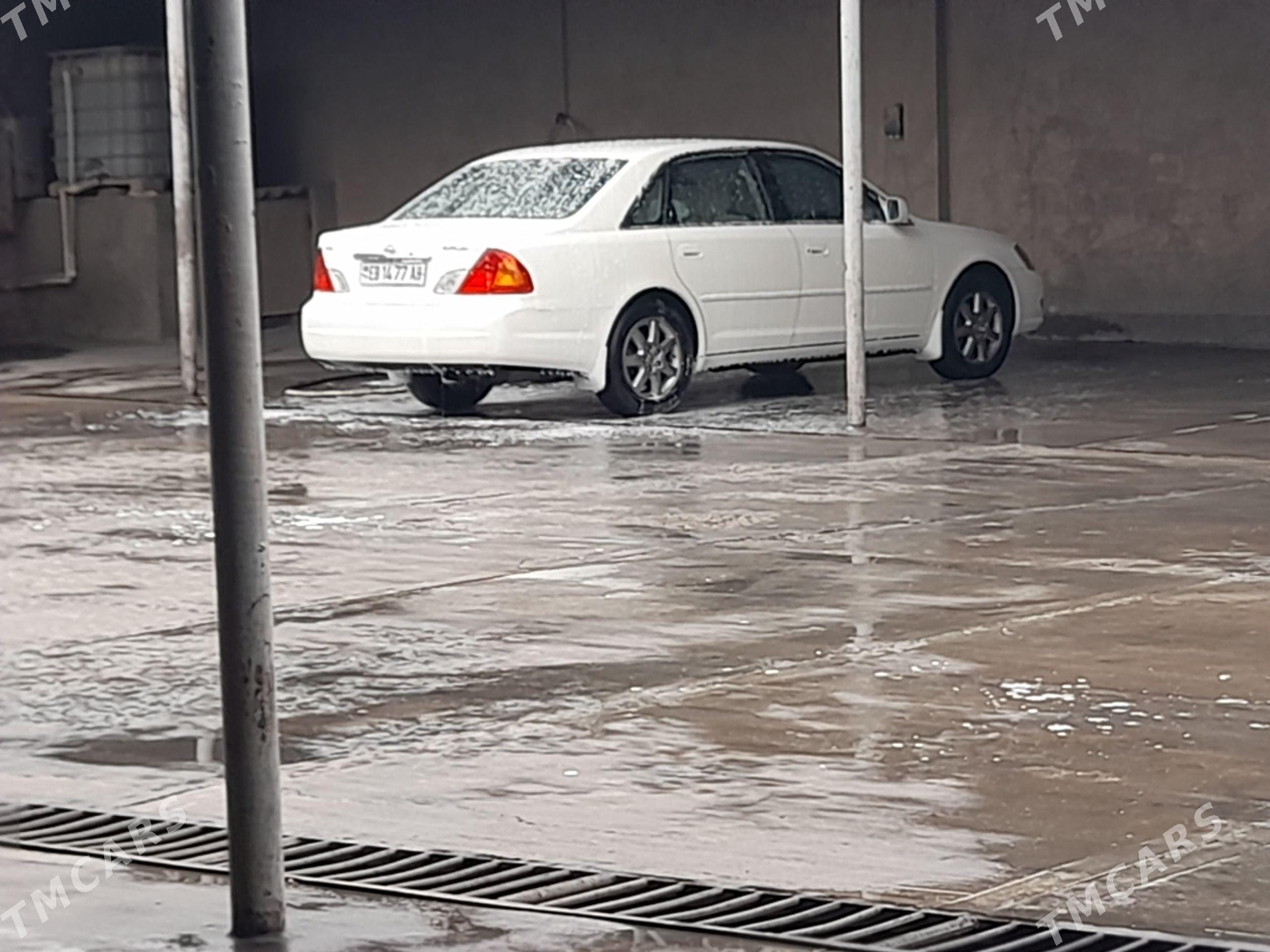Toyota Avalon 2002 - 250 000 TMT - Sarahs - img 1