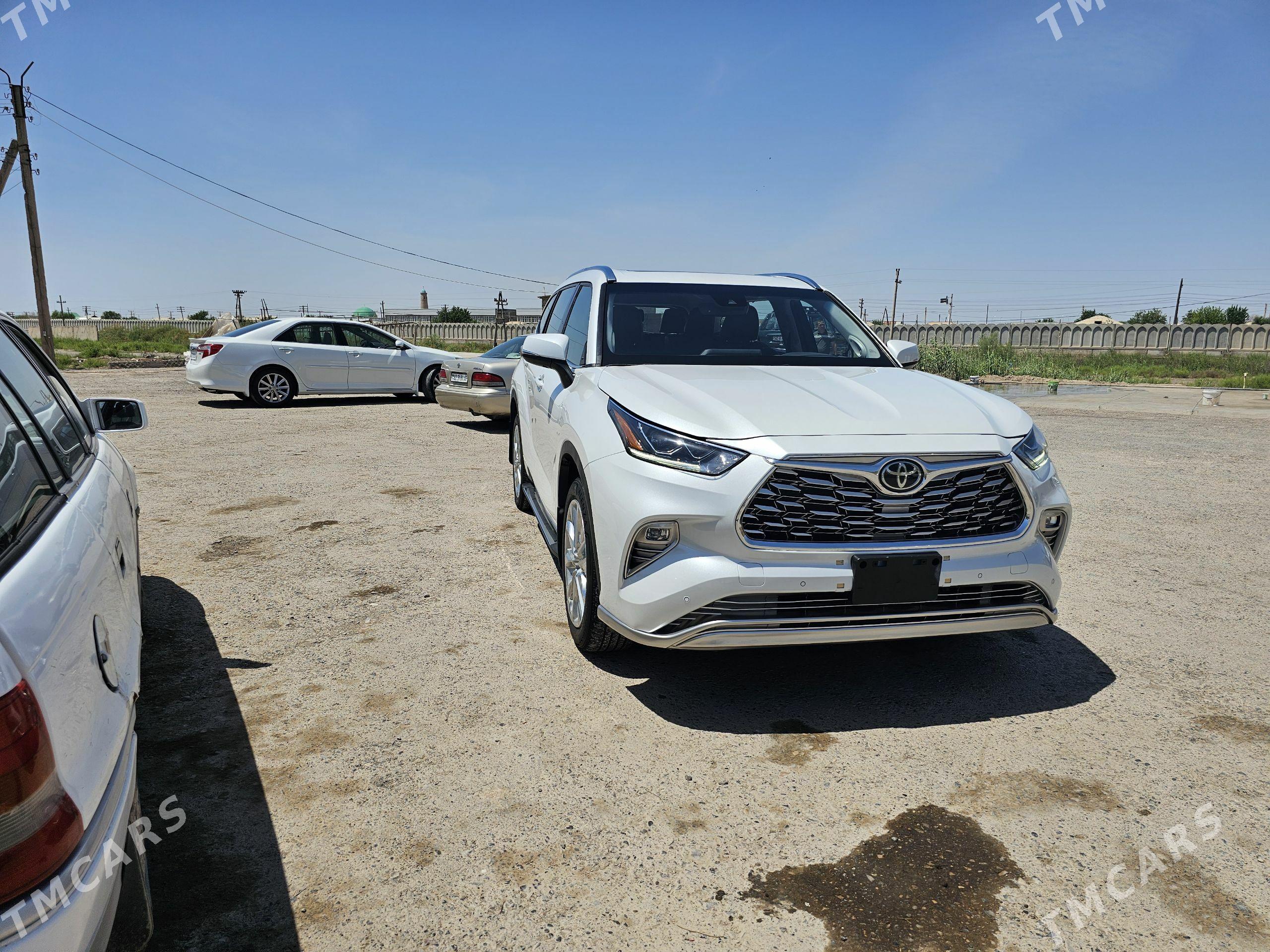 Toyota Highlander 2021 - 624 000 TMT - Çoganly - img 1