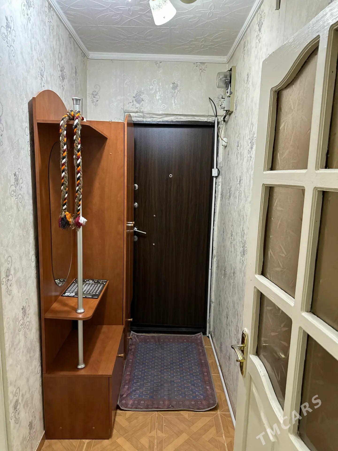 Arenda jaý, 10 mkr 3 kom - 10 мкр - img 1