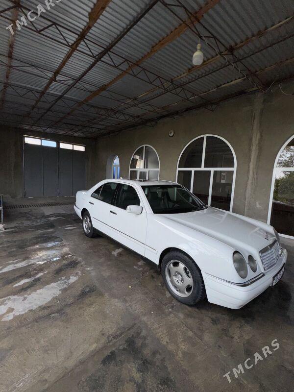 Mercedes-Benz E430 1998 - 120 000 TMT - Туркменабат - img 1