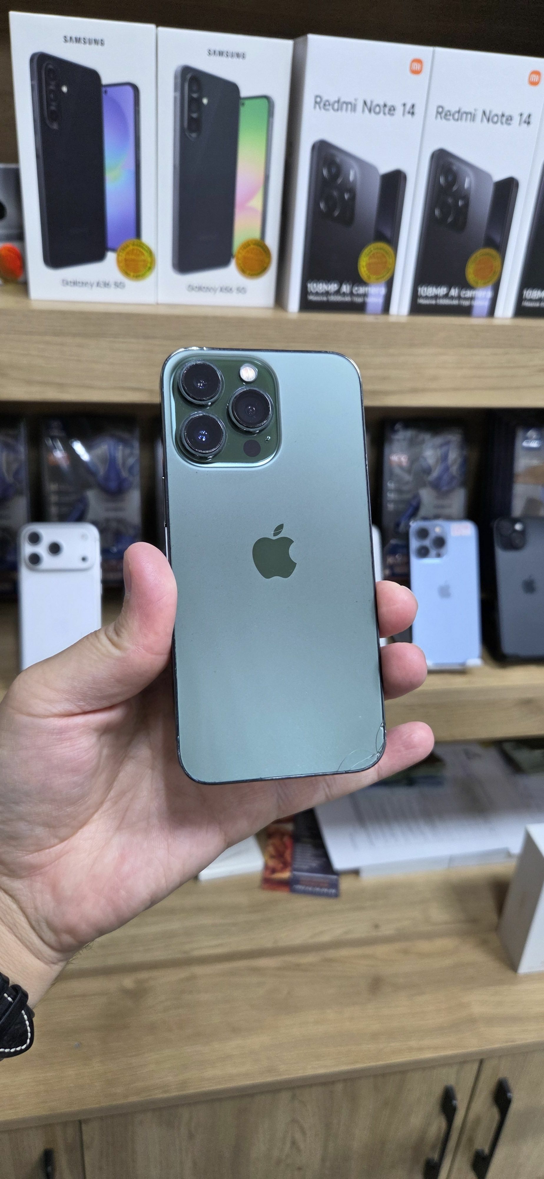 iphone 13 pro kredit - 8 mkr - img 1