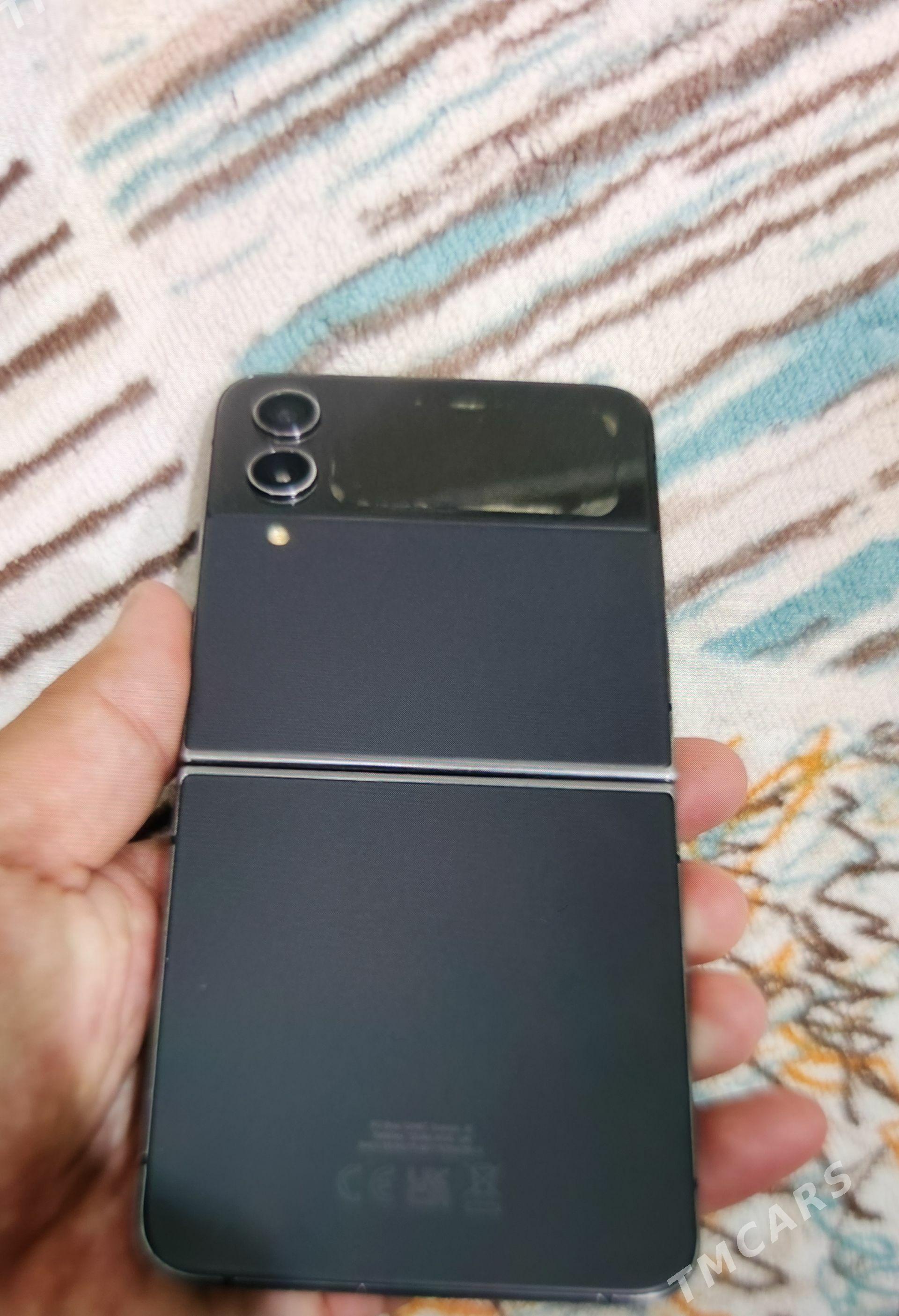 samsung galaxy Z flip4 - Türkmenabat - img 1