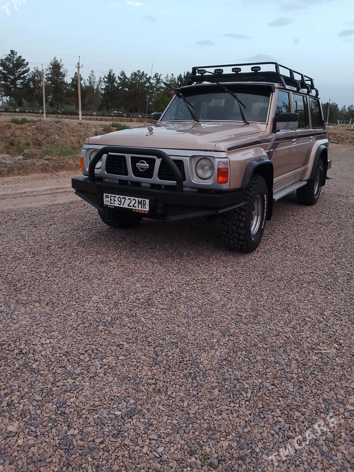 Nissan Patrol 1994 - 200 000 TMT - Mary - img 1