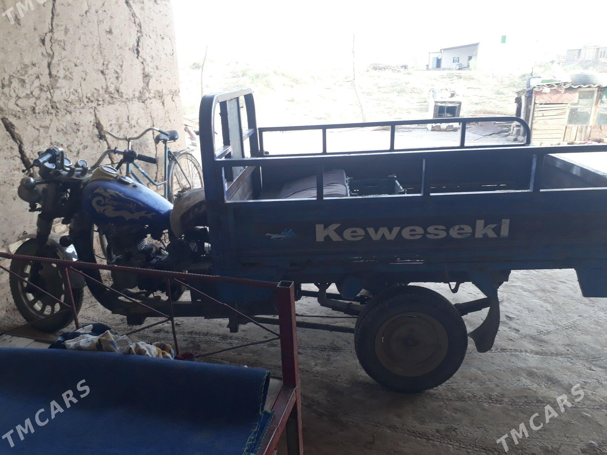 Fekon FK200-14G 2012 - 10 000 TMT - Халач - img 1