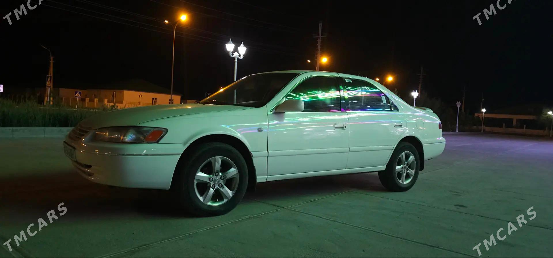 Toyota Camry 1998 - 140 000 TMT - Köneürgenç - img 1