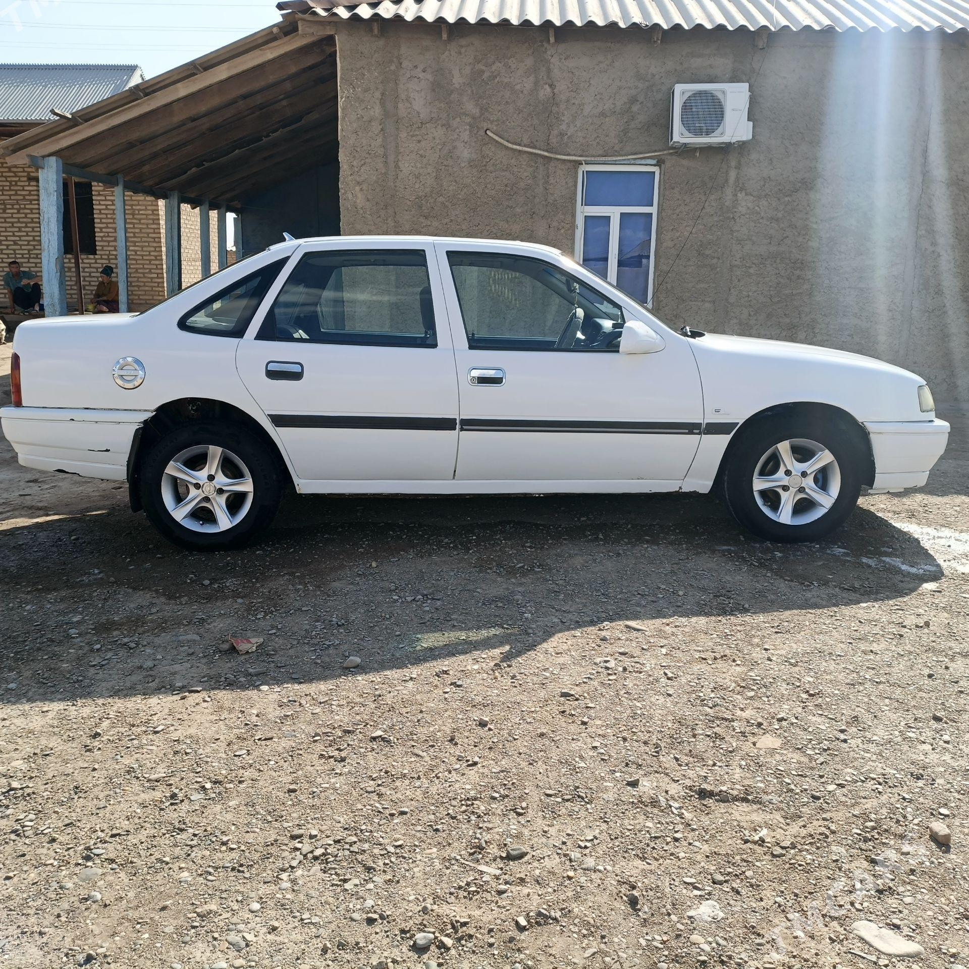 Opel Vectra 1991 - 40 000 TMT - Серахс - img 1