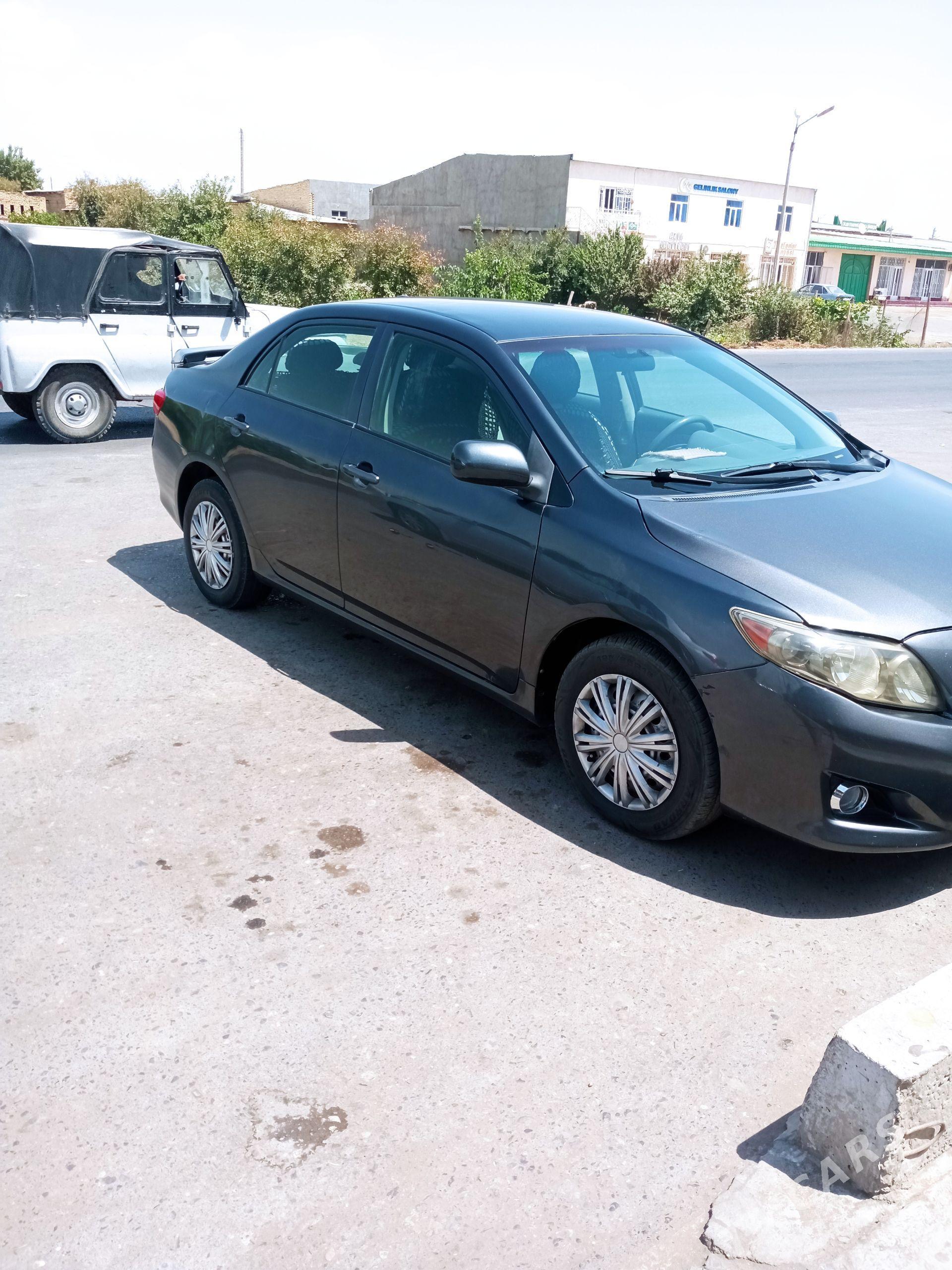 Toyota Corolla 2010 - 143 000 TMT - Türkmenabat - img 1