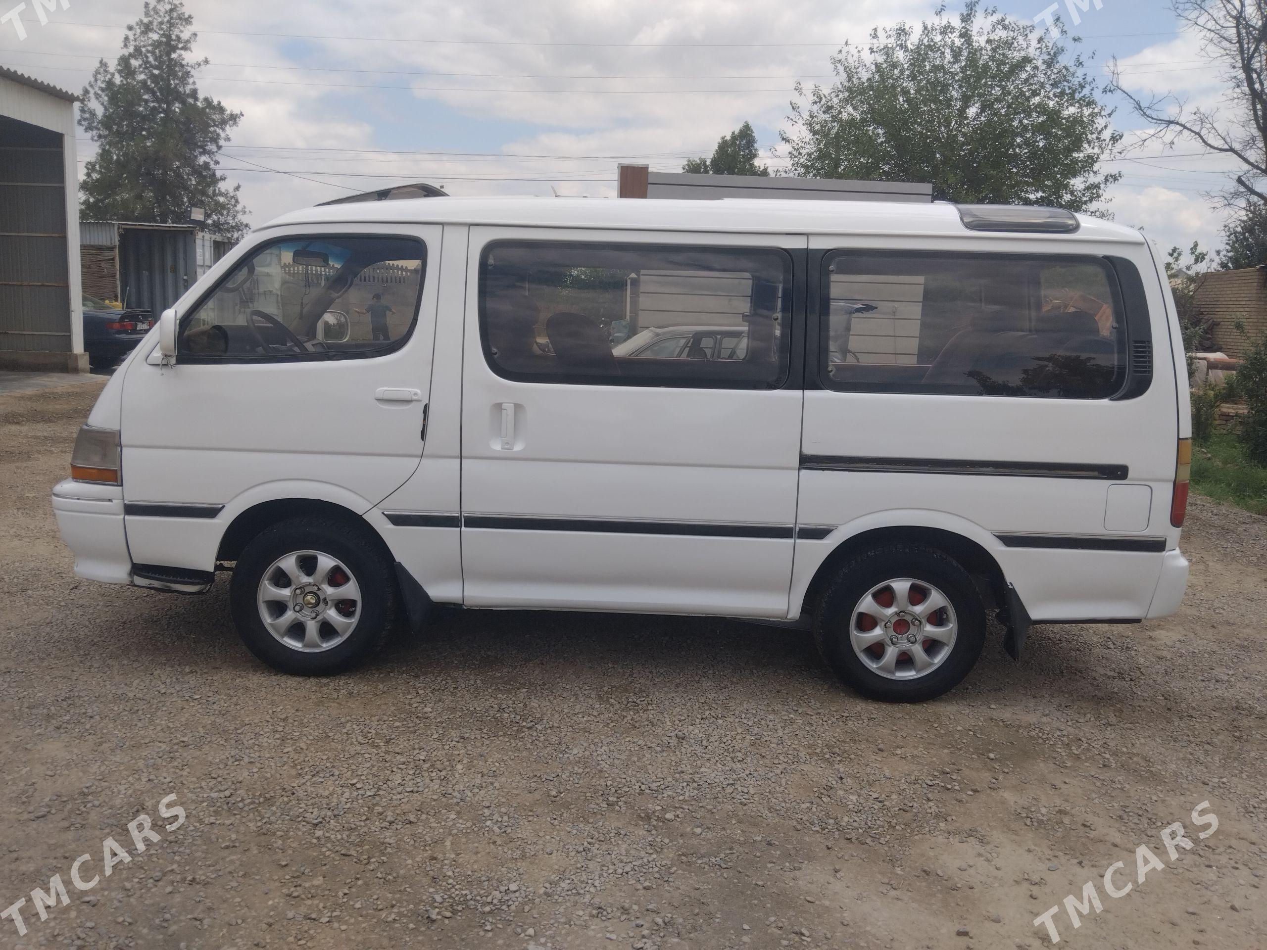 Toyota Hiace 1991 - 85 000 TMT - Сакарчага - img 1