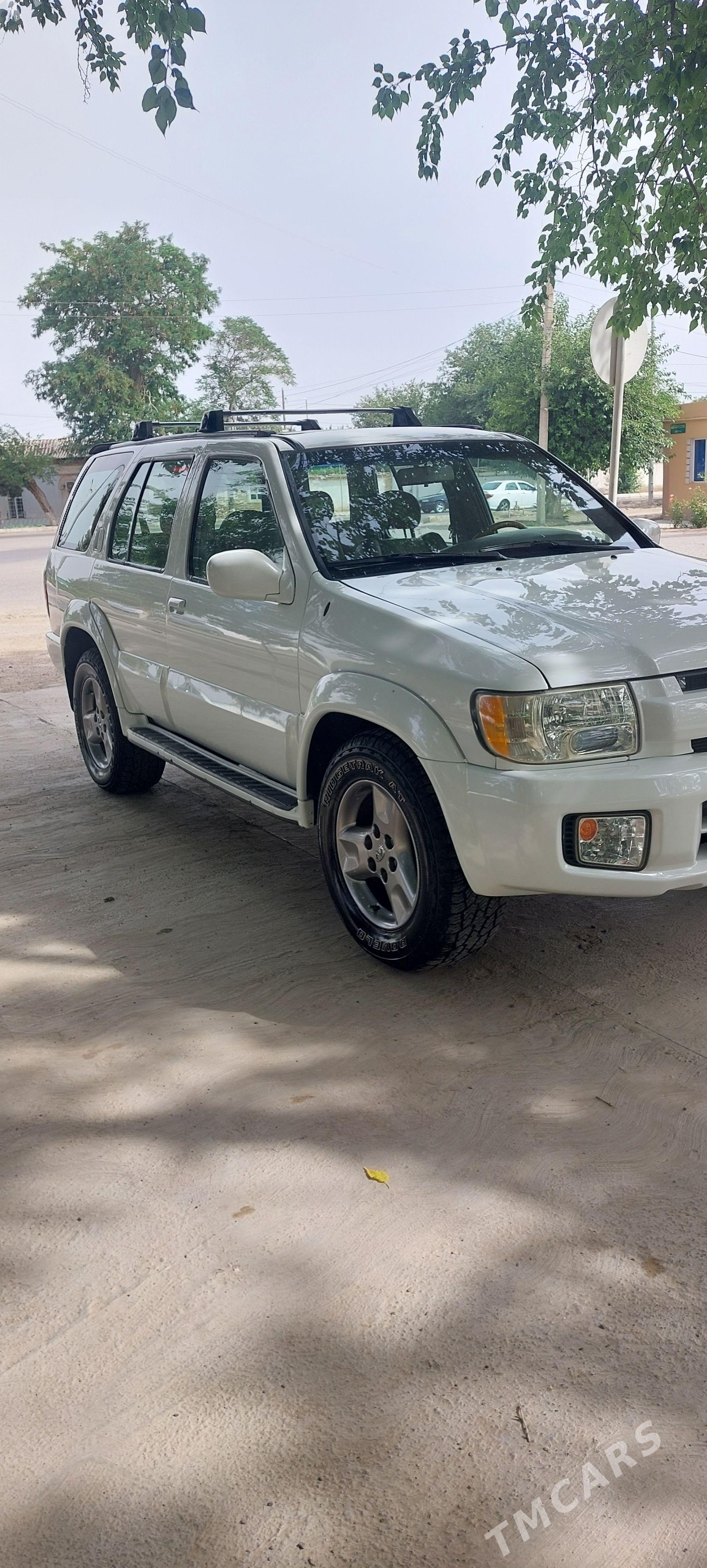 Infiniti QX4 2001 - 140 000 TMT - Байрамали - img 1
