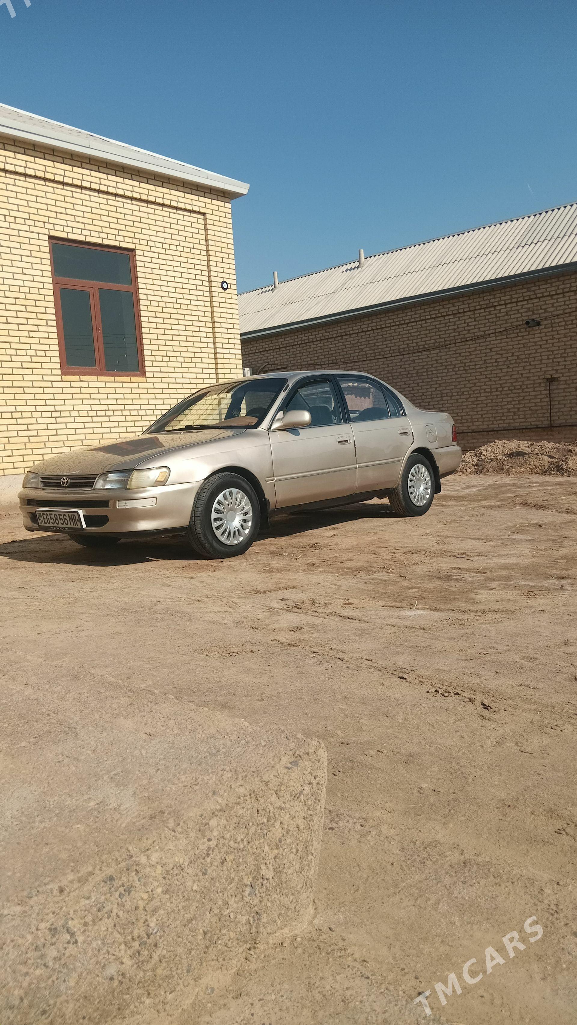 Toyota Corolla 1993 - 76 000 TMT - Мары - img 1