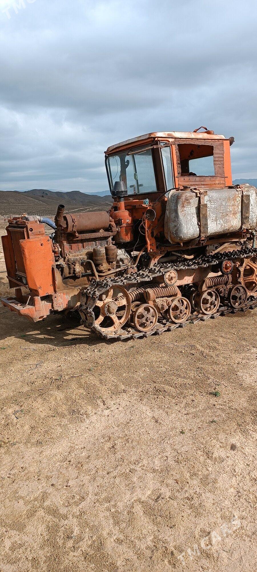 MTZ 80 1980 - 40 000 TMT - Бахарден - img 1