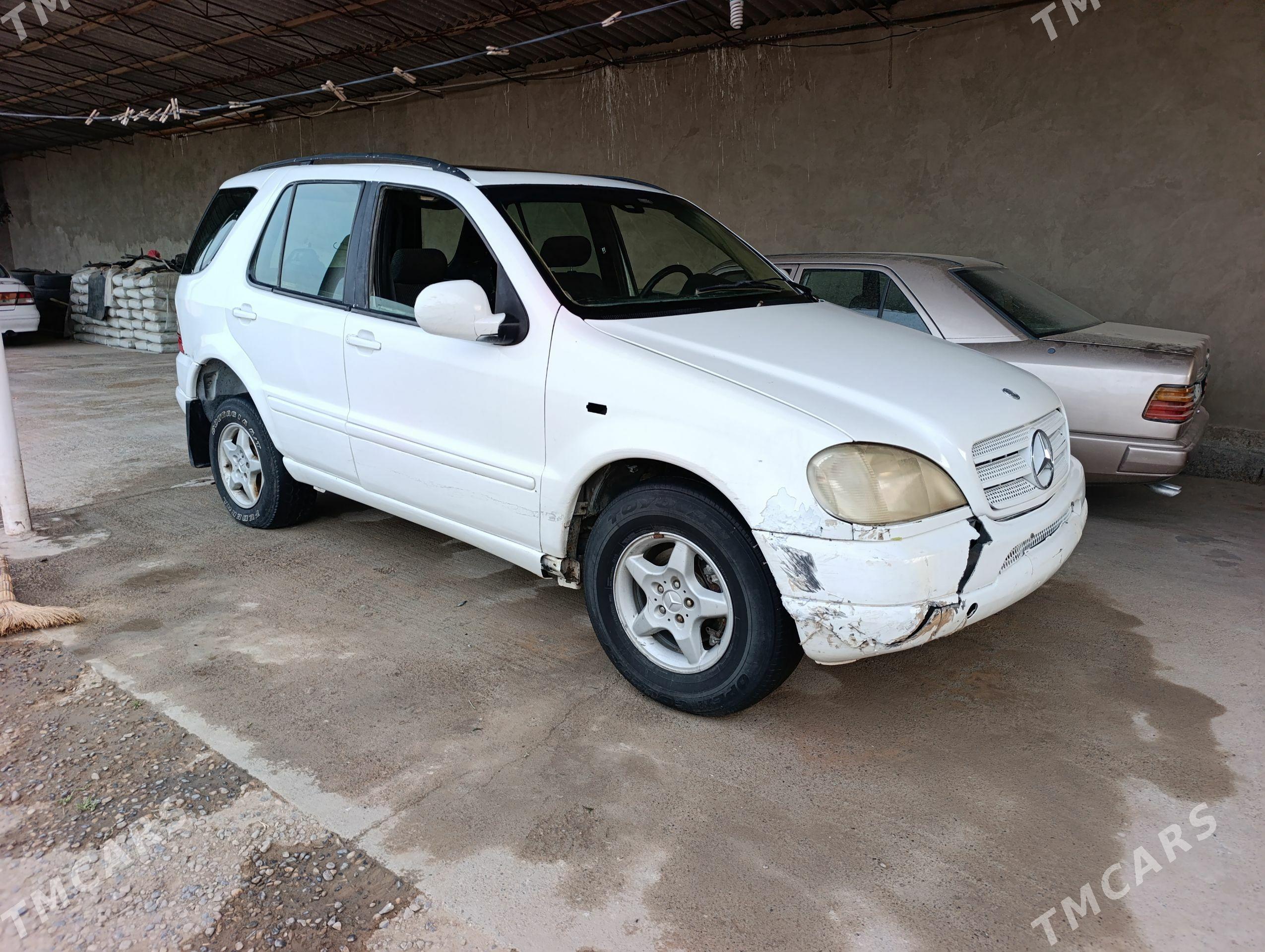 Mercedes-Benz ML350 1998 - 32 000 TMT - Mary - img 1
