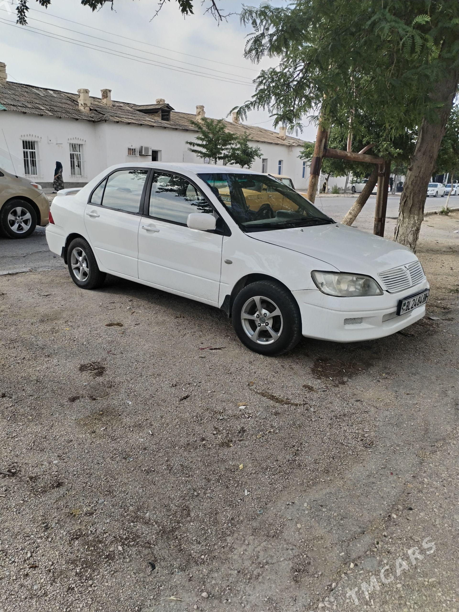Mitsubishi Lancer 2002 - 70 000 TMT - Balkanabat - img 1