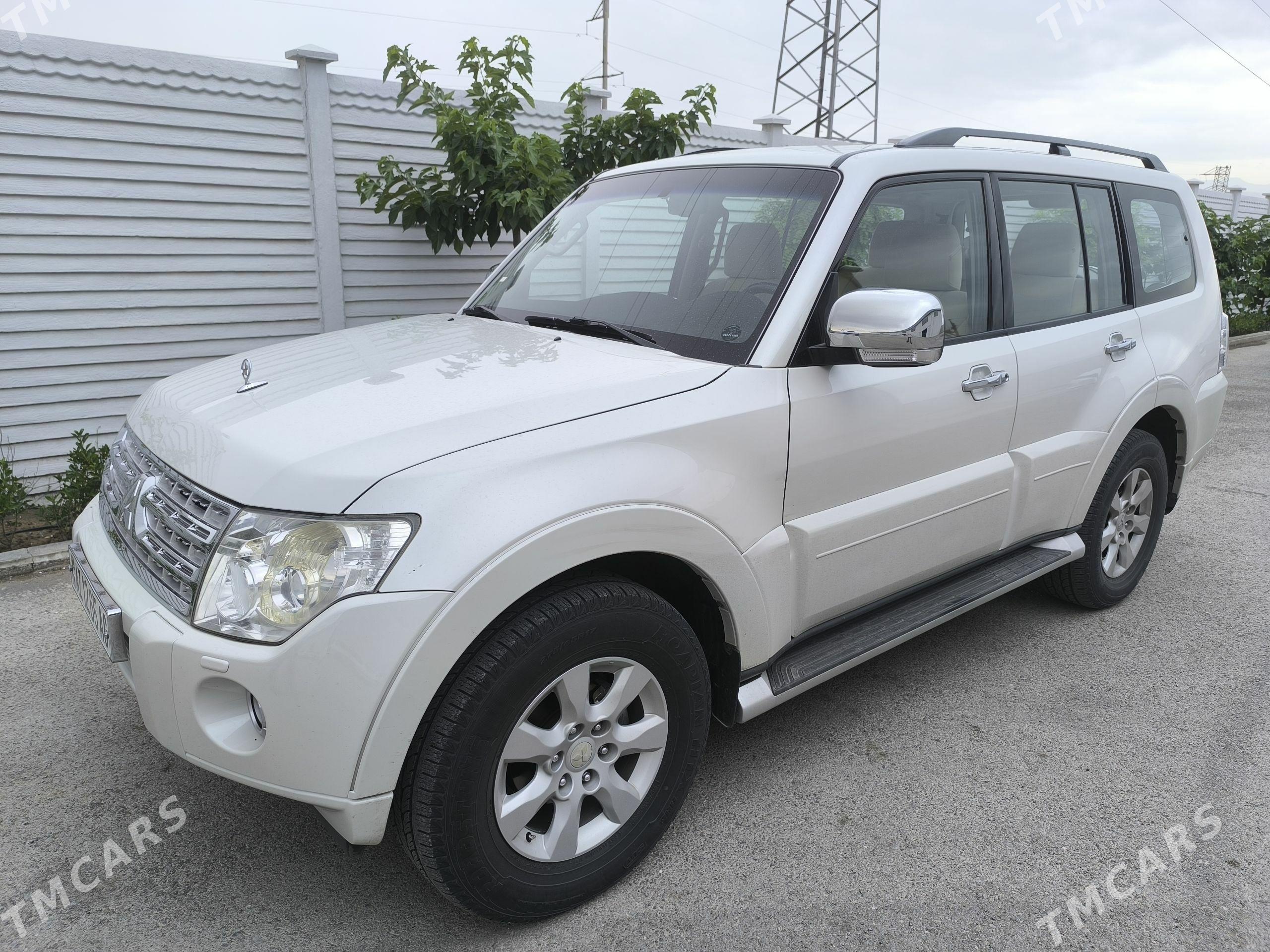 Mitsubishi Pajero 2011 - 310 000 TMT - Ашхабад - img 1