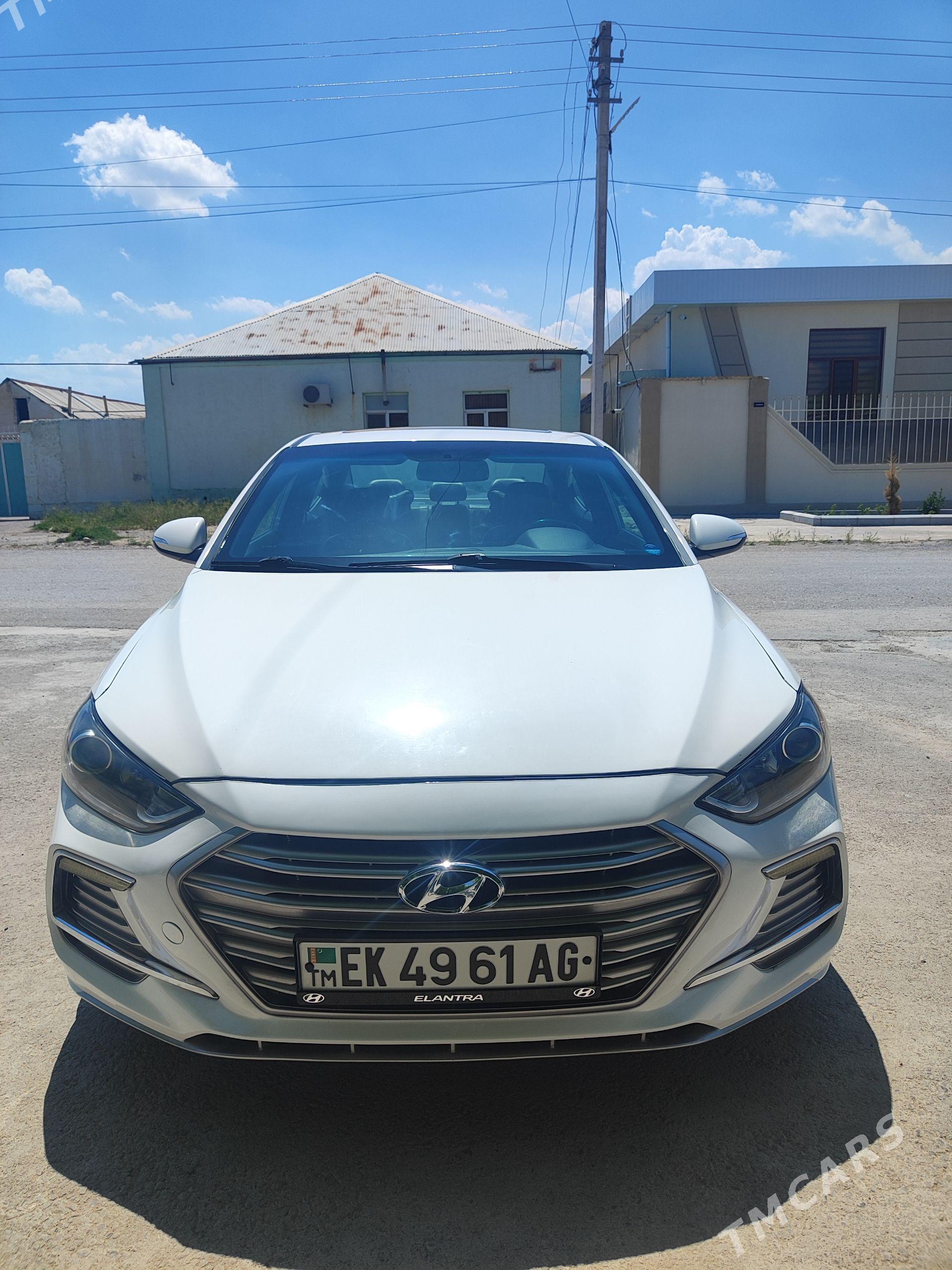 Hyundai Elantra 2018 - 210 000 TMT - Aşgabat - img 1