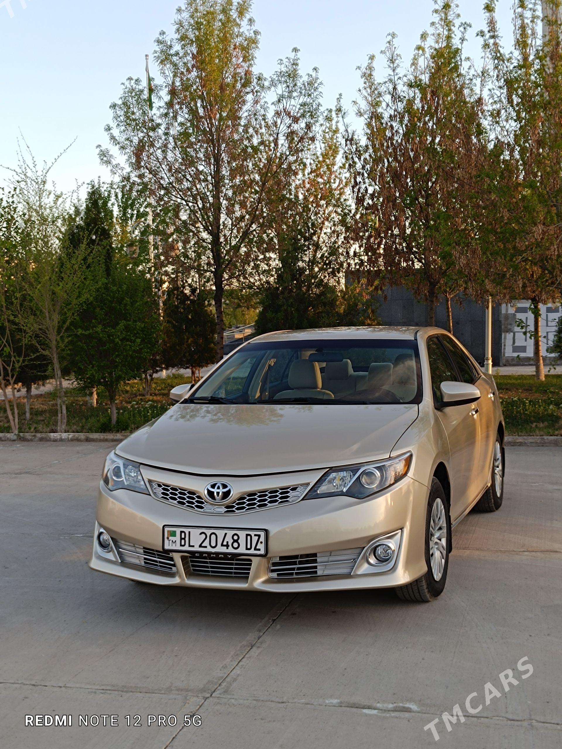 Toyota Camry 2012 - 235 000 TMT - Дашогуз - img 1