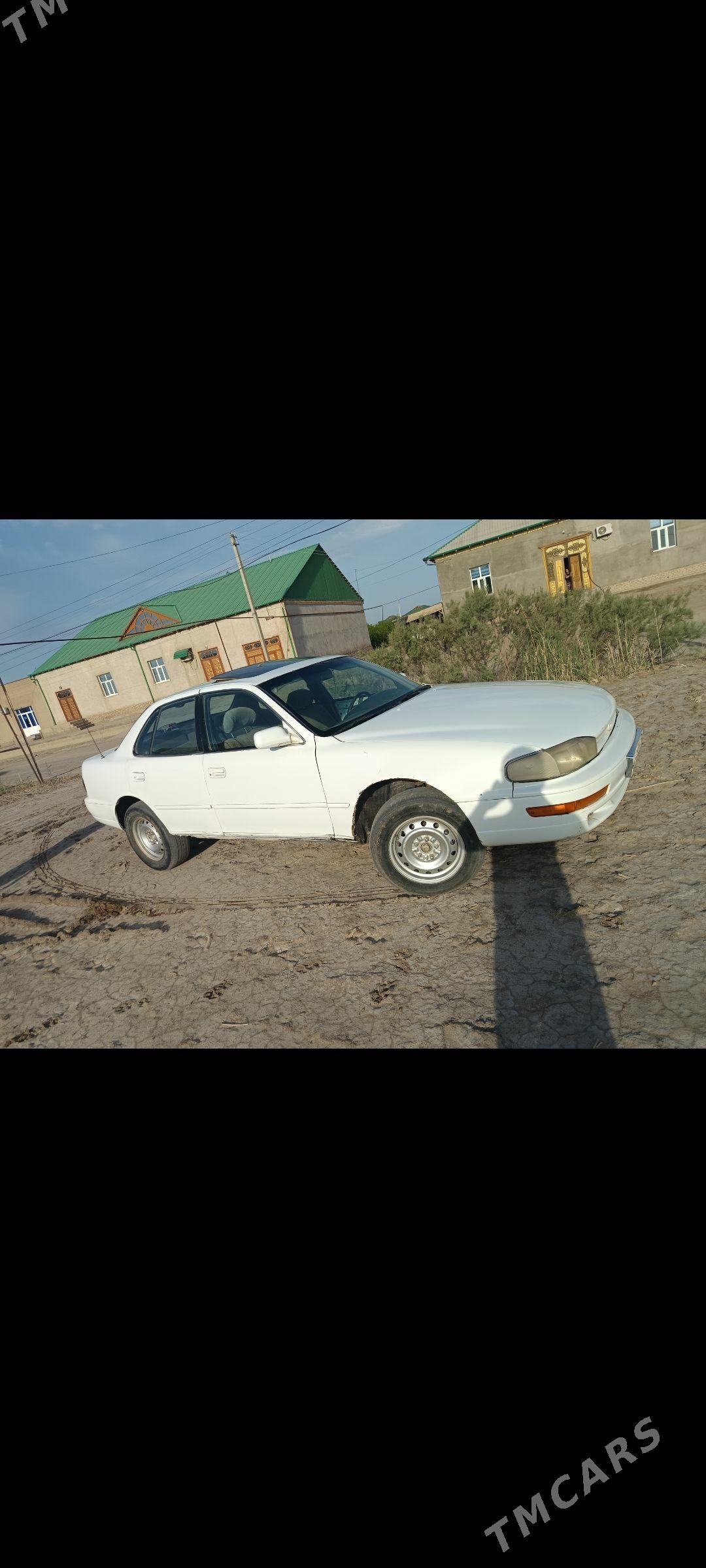 Toyota Camry 1992 - 60 000 TMT - Гурбансолтан Едже - img 1