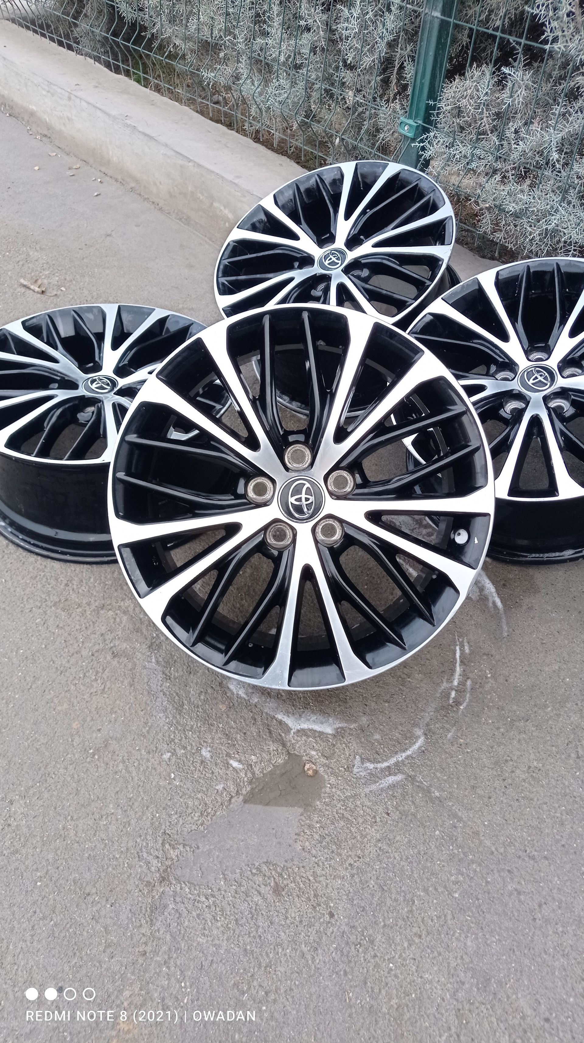Disga r18 orginal camry se 6 500 TMT - Хитровка - img 1