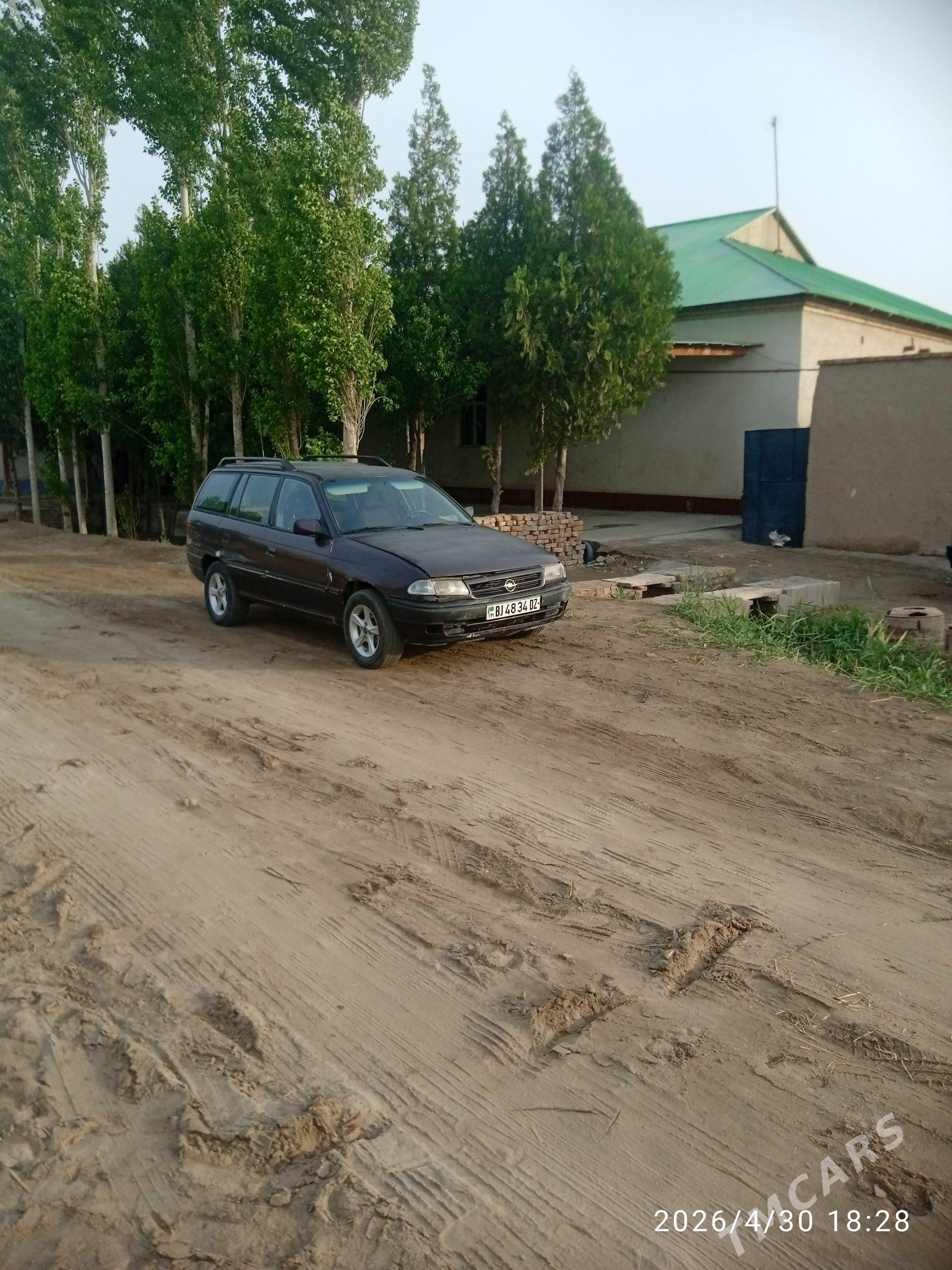 Opel Astra 1994 - 50 000 TMT - Gurbansoltan Eje - img 1