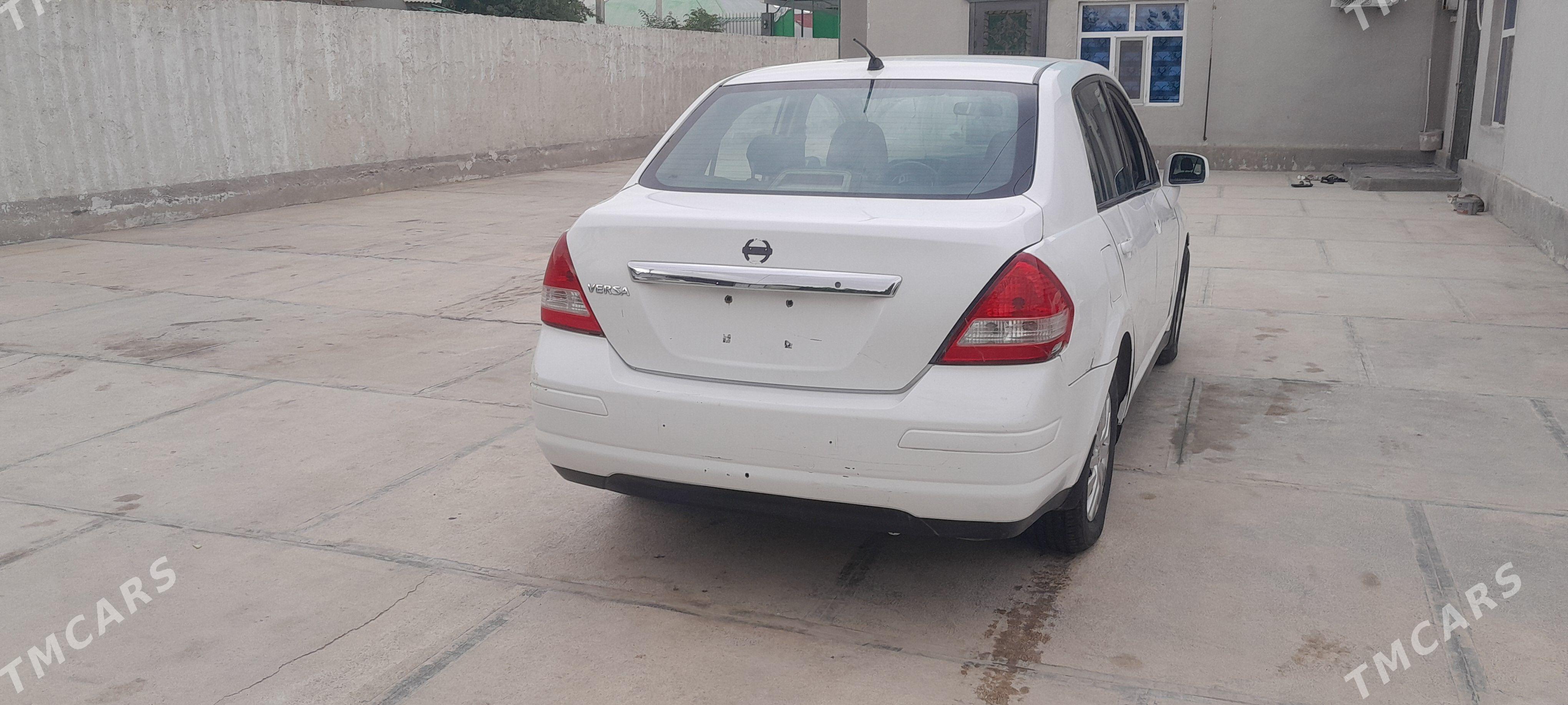 Nissan Versa 2009 - 88 000 TMT - Änew - img 1