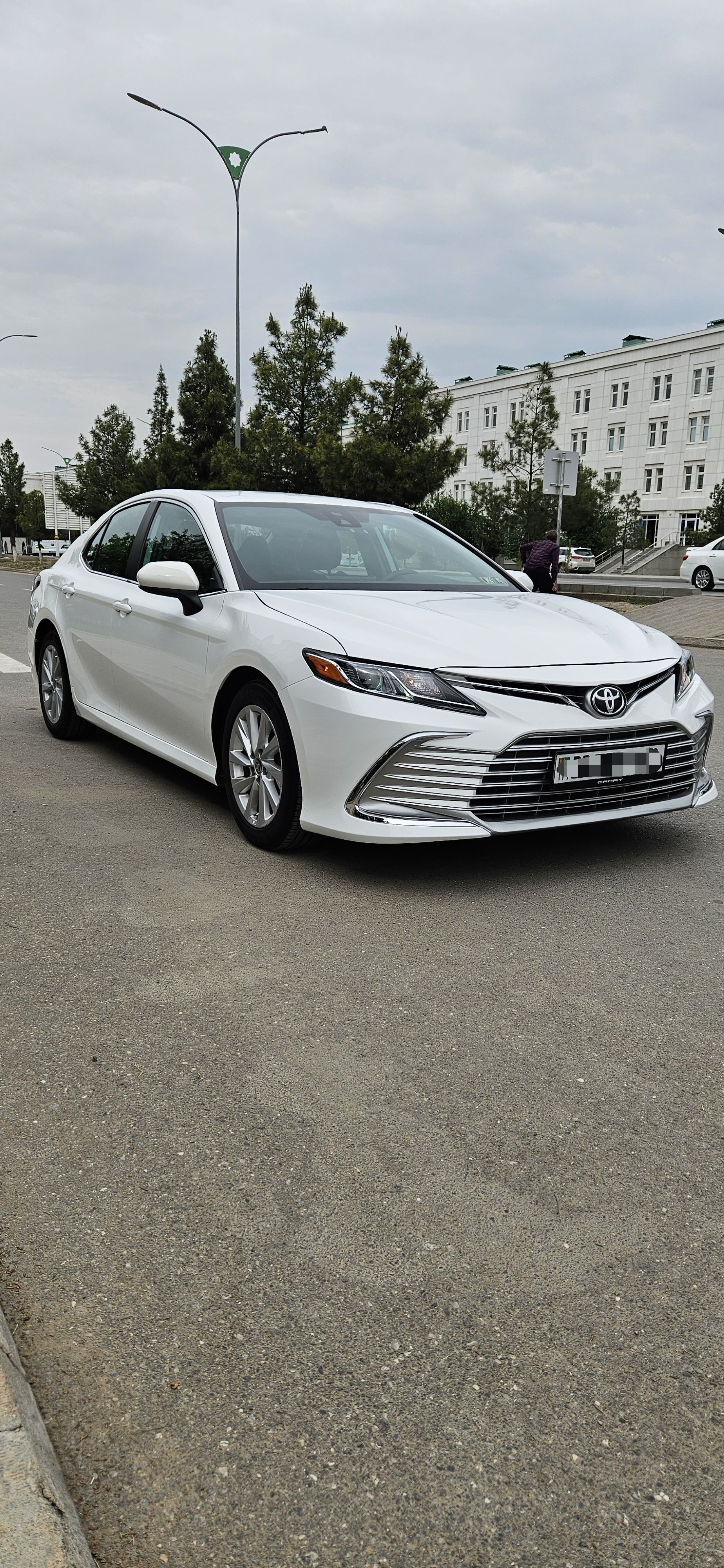 Toyota Camry 2023 - 350 000 TMT - Aşgabat - img 1
