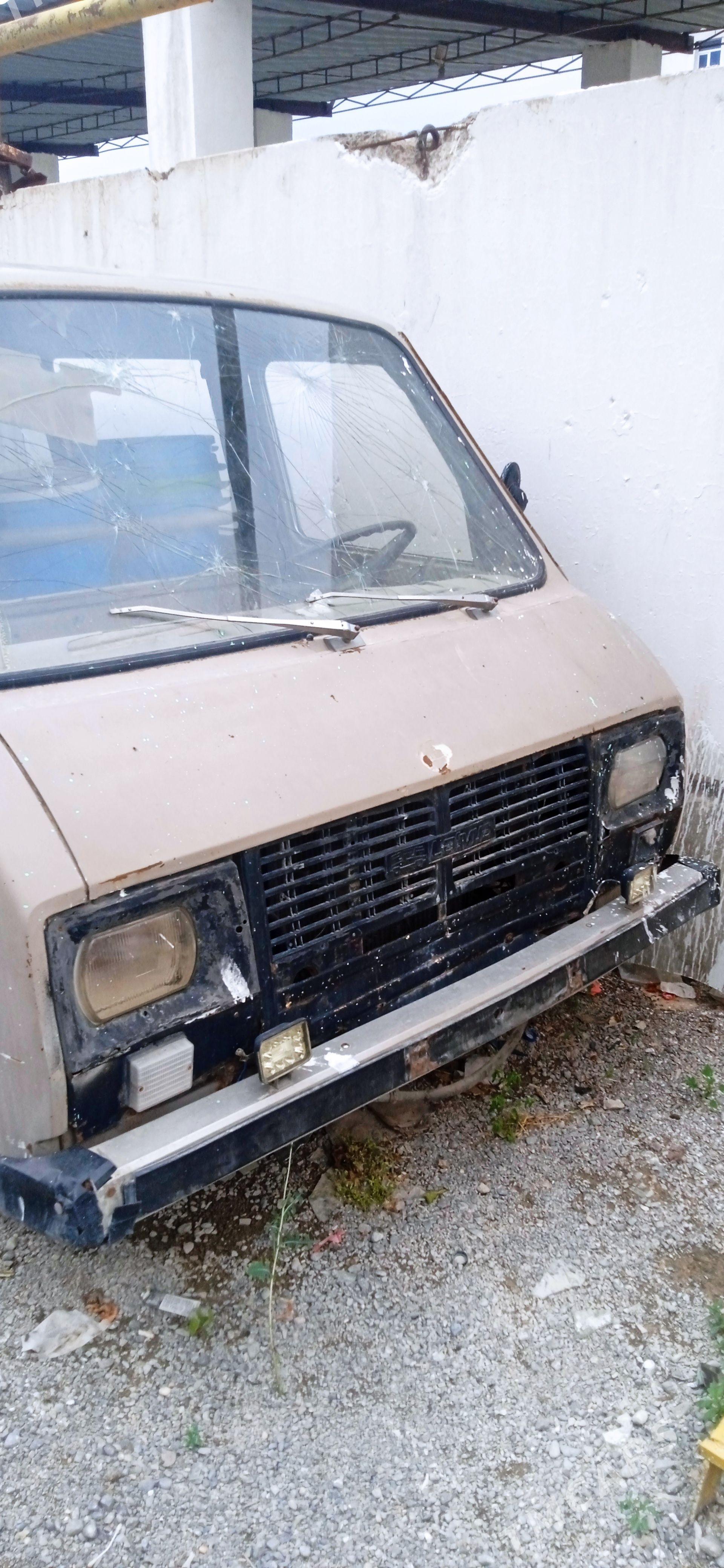 UAZ Profi 1996 - 4 000 TMT - Büzmeýin - img 1