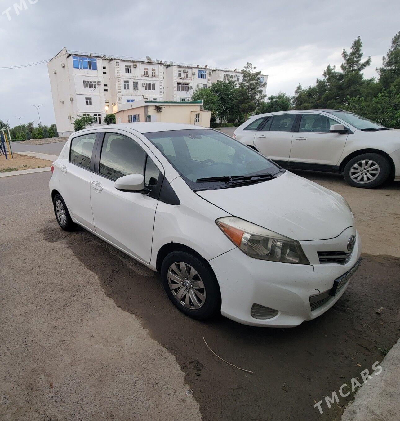 Toyota Yaris 2013 - 136 000 TMT - Aşgabat - img 1