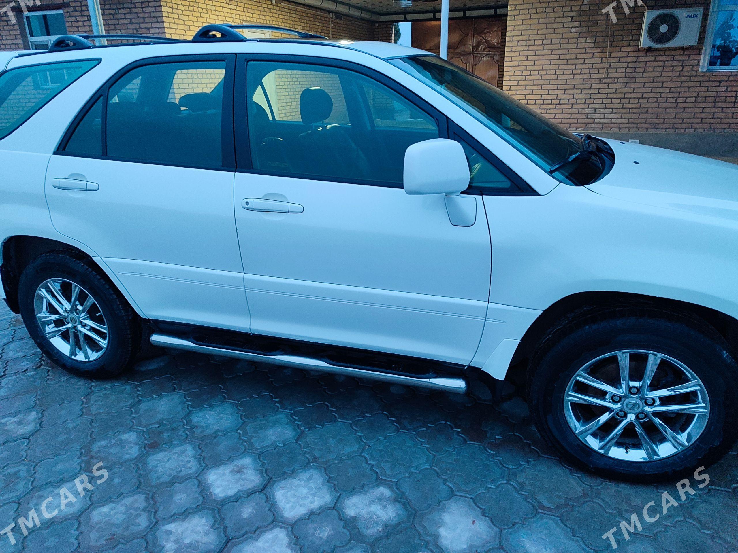 Lexus RX 300 2002 - 220 000 TMT - Керки - img 1