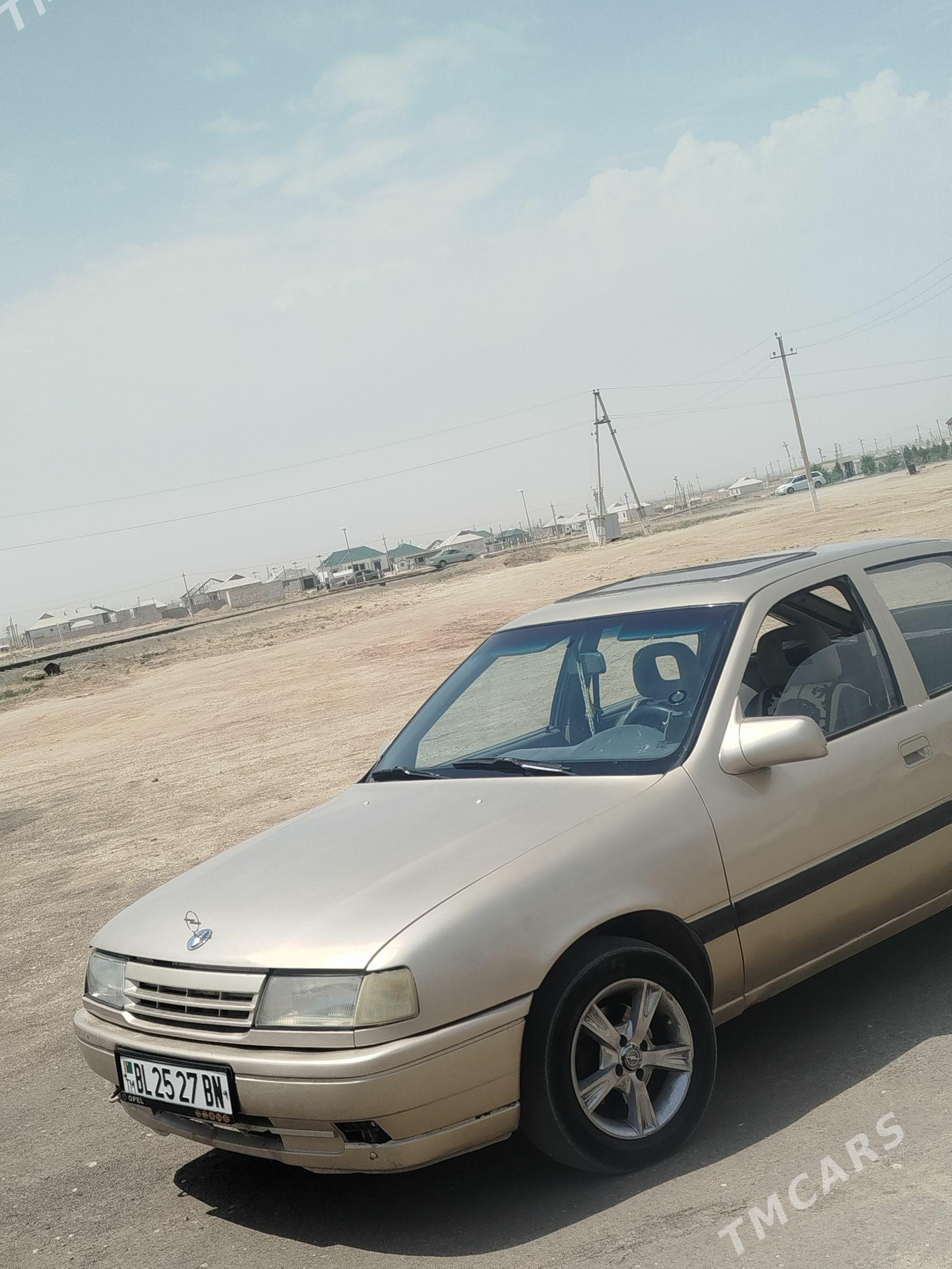 Opel Vectra 1990 - 30 000 TMT - Balkanabat - img 1