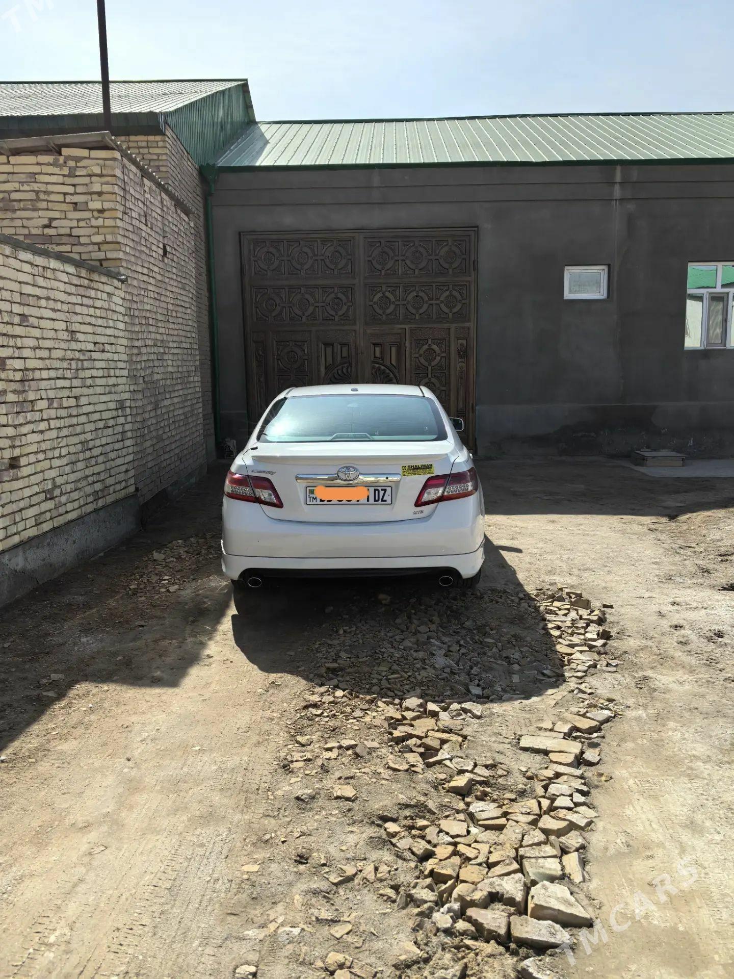 Toyota Camry 2011 - 275 000 TMT - Türkmenbaşy etr. - img 1