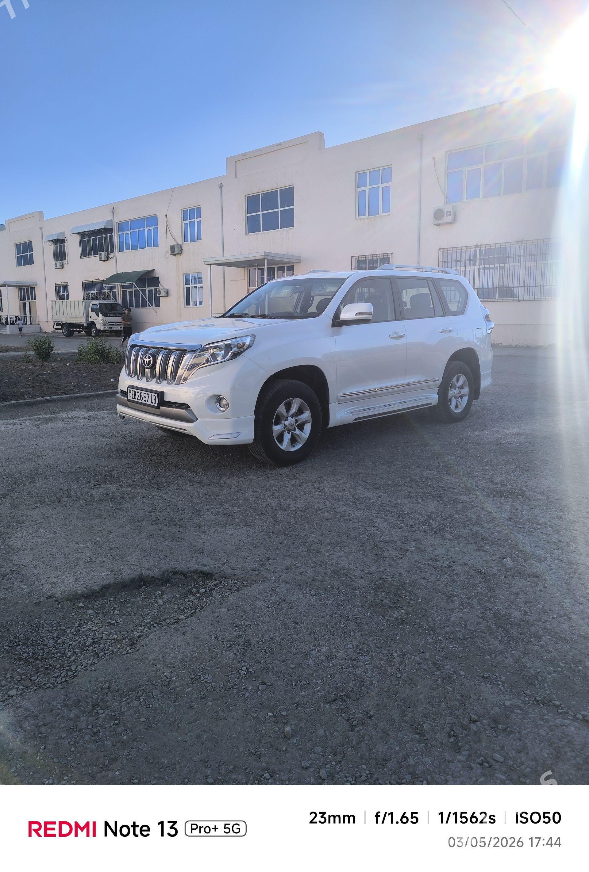 Toyota Land Cruiser Prado 2013 - 580 000 TMT - Дянев - img 1
