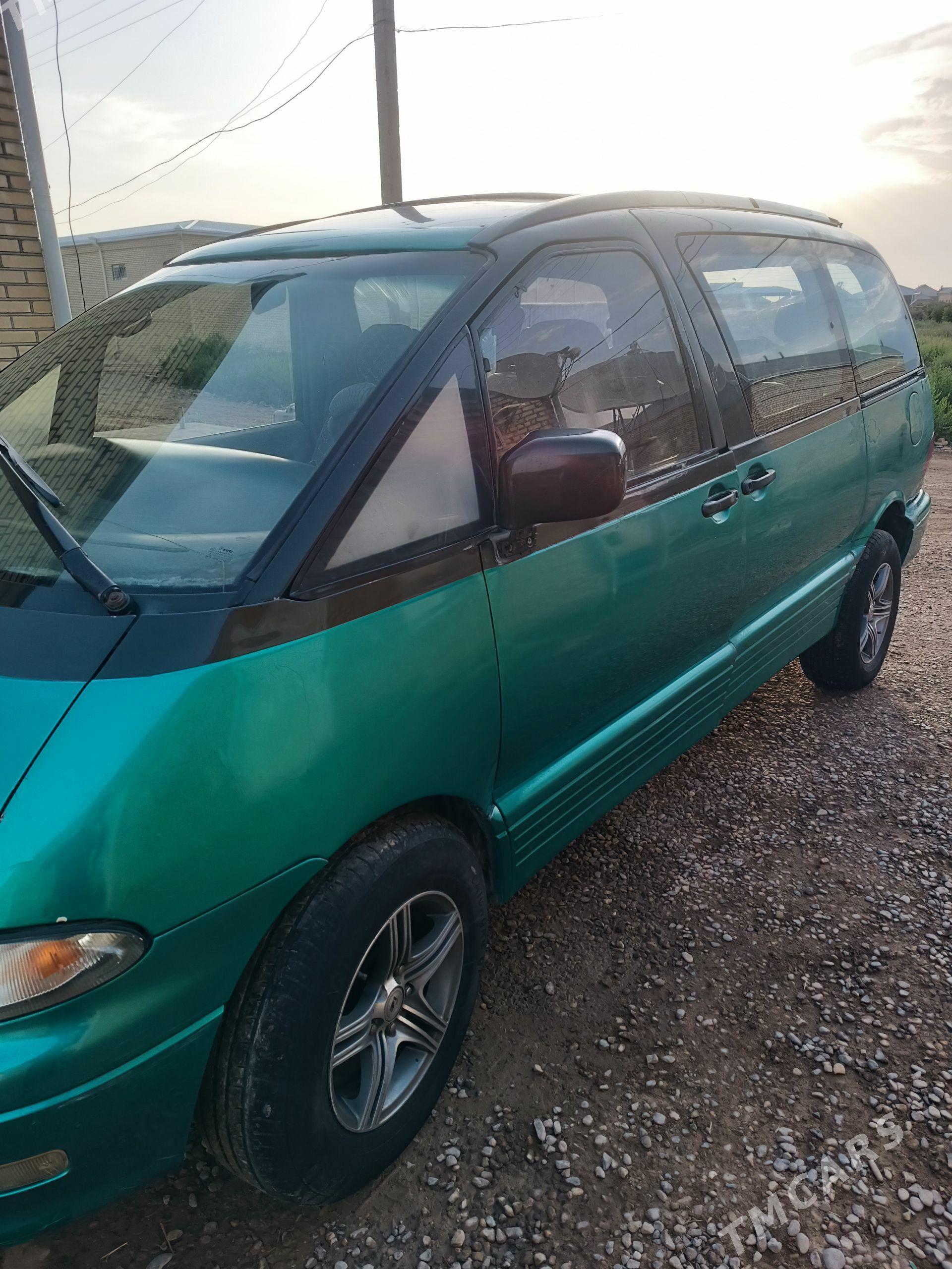 Toyota Previa 1992 - 65 000 TMT - Мары - img 1