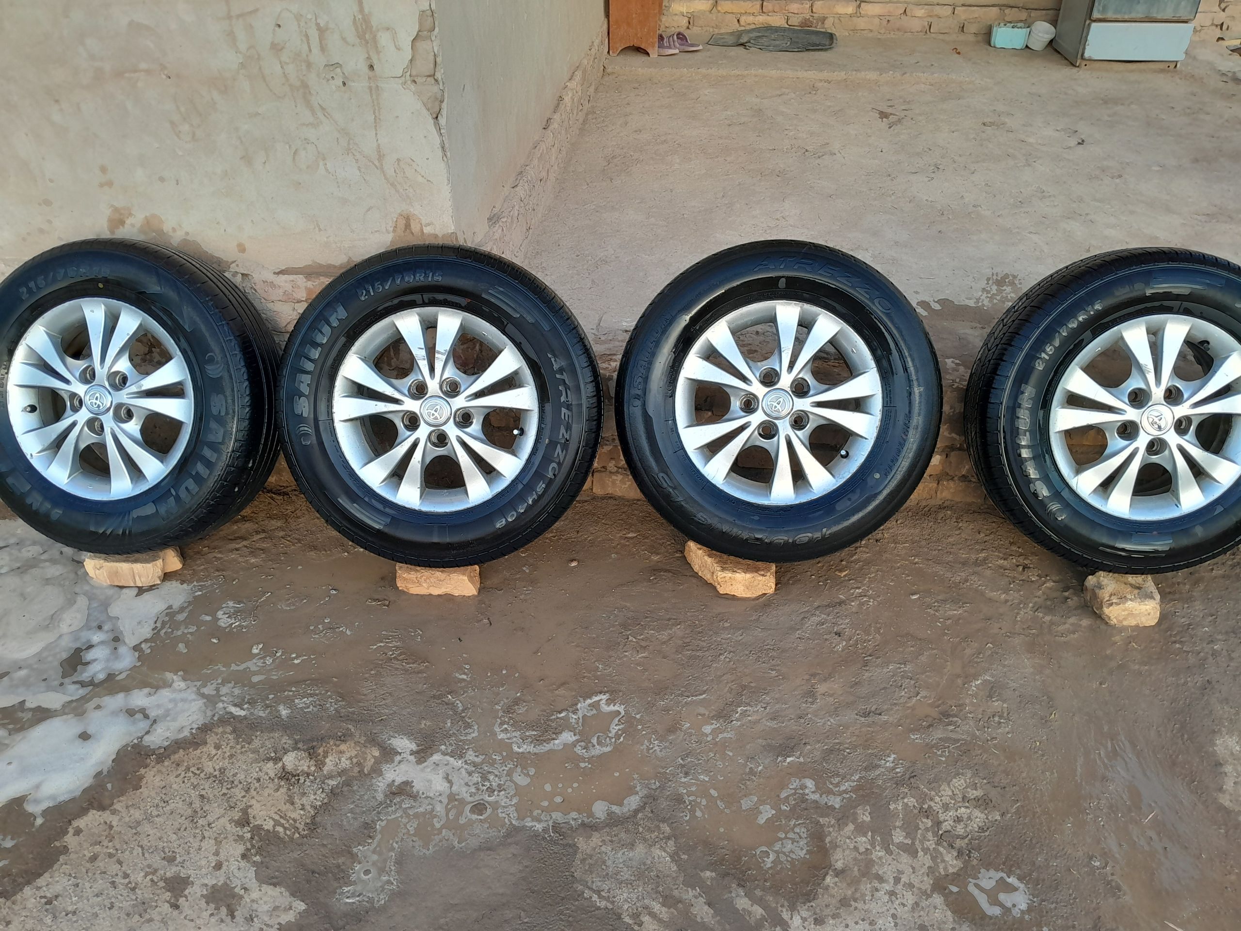Toyota Diska 215 70 15 3 100 TMT - Шабатский этрап - img 1
