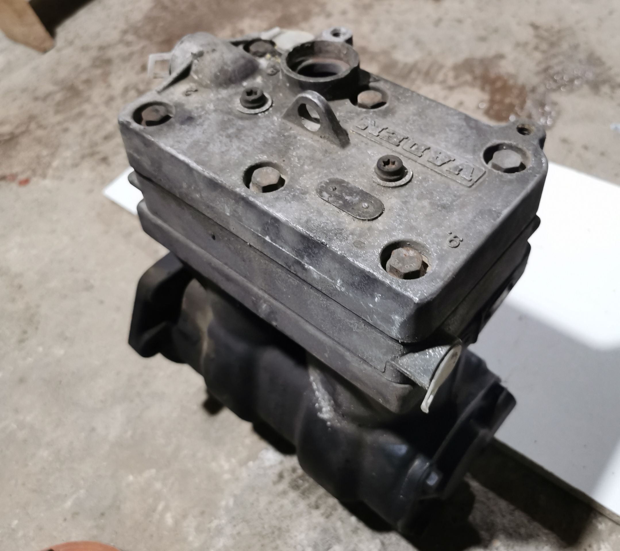 Kompressor 2 800 TMT - Теджен - img 1