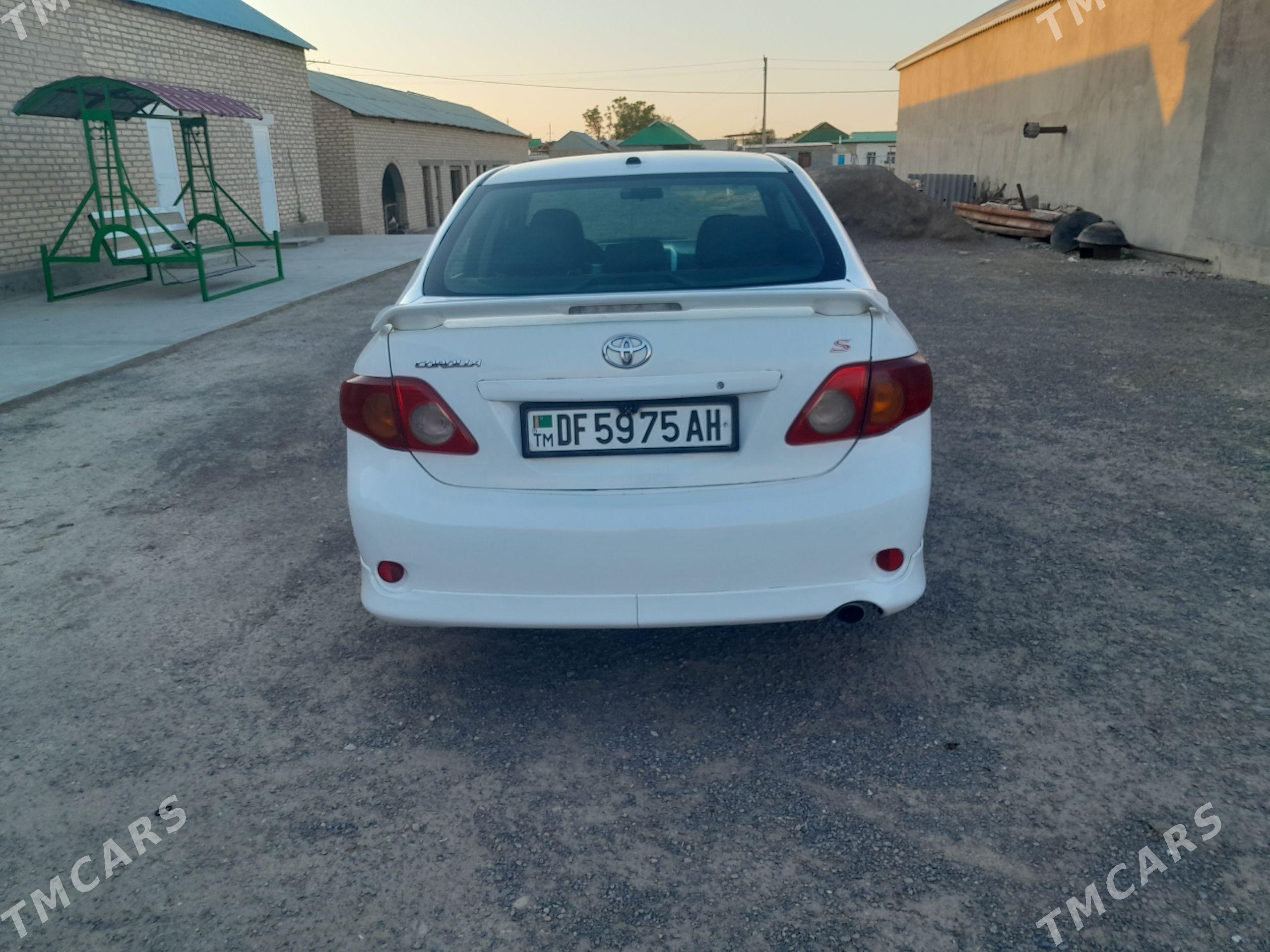 Toyota Corolla 2010 - 160 000 TMT - Кака - img 1