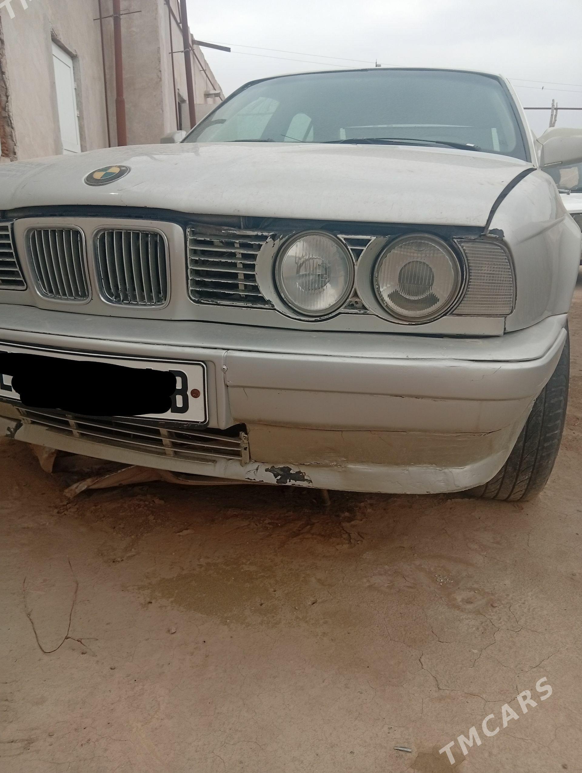 BMW 525 1988 - 20 000 TMT - Фарап - img 1