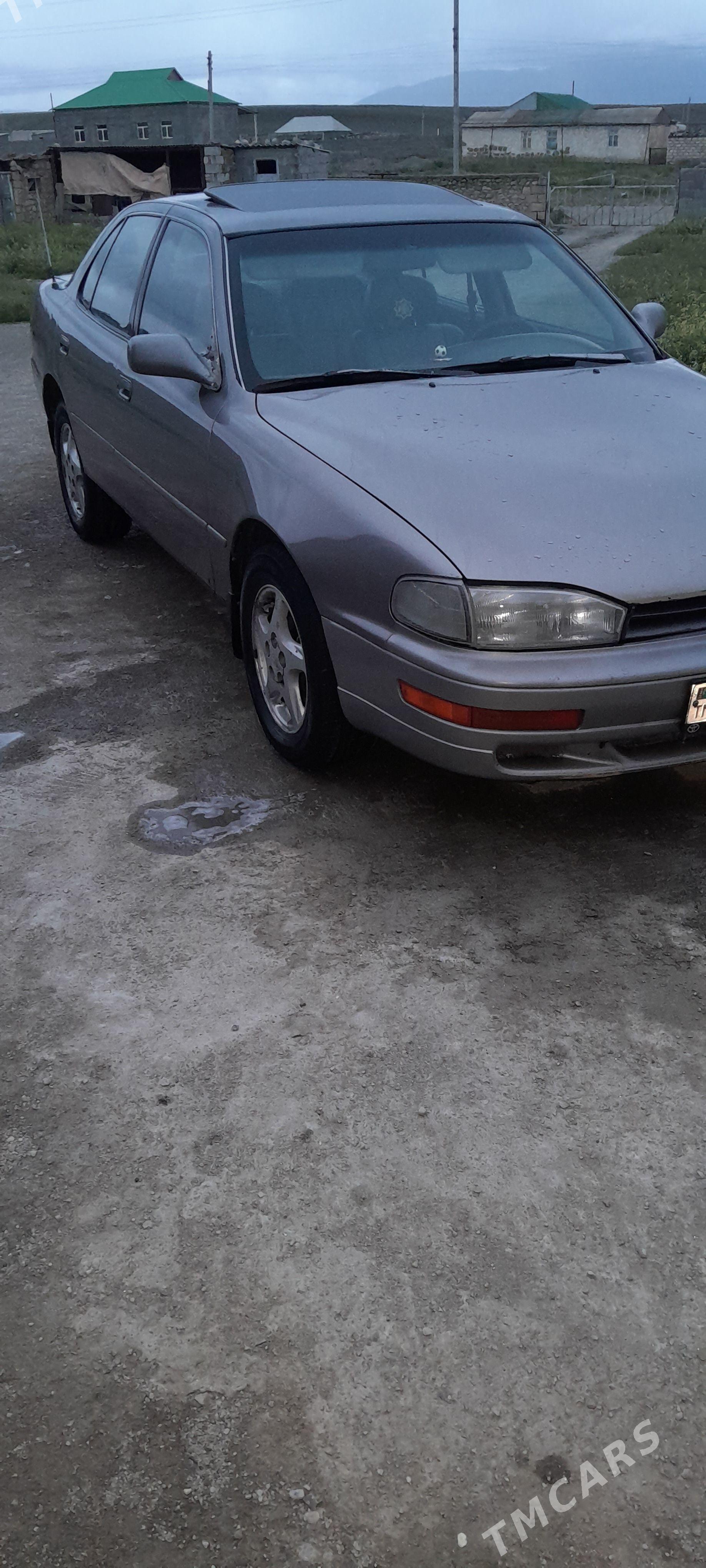 Toyota Camry 1993 - 106 000 TMT - Gyzylarbat - img 1