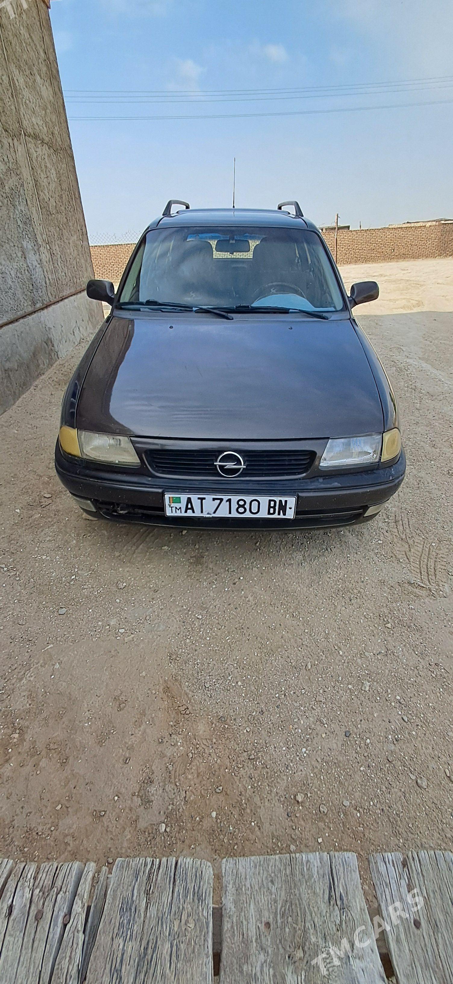 Opel Astra 1996 - 46 000 TMT - Etrek - img 1