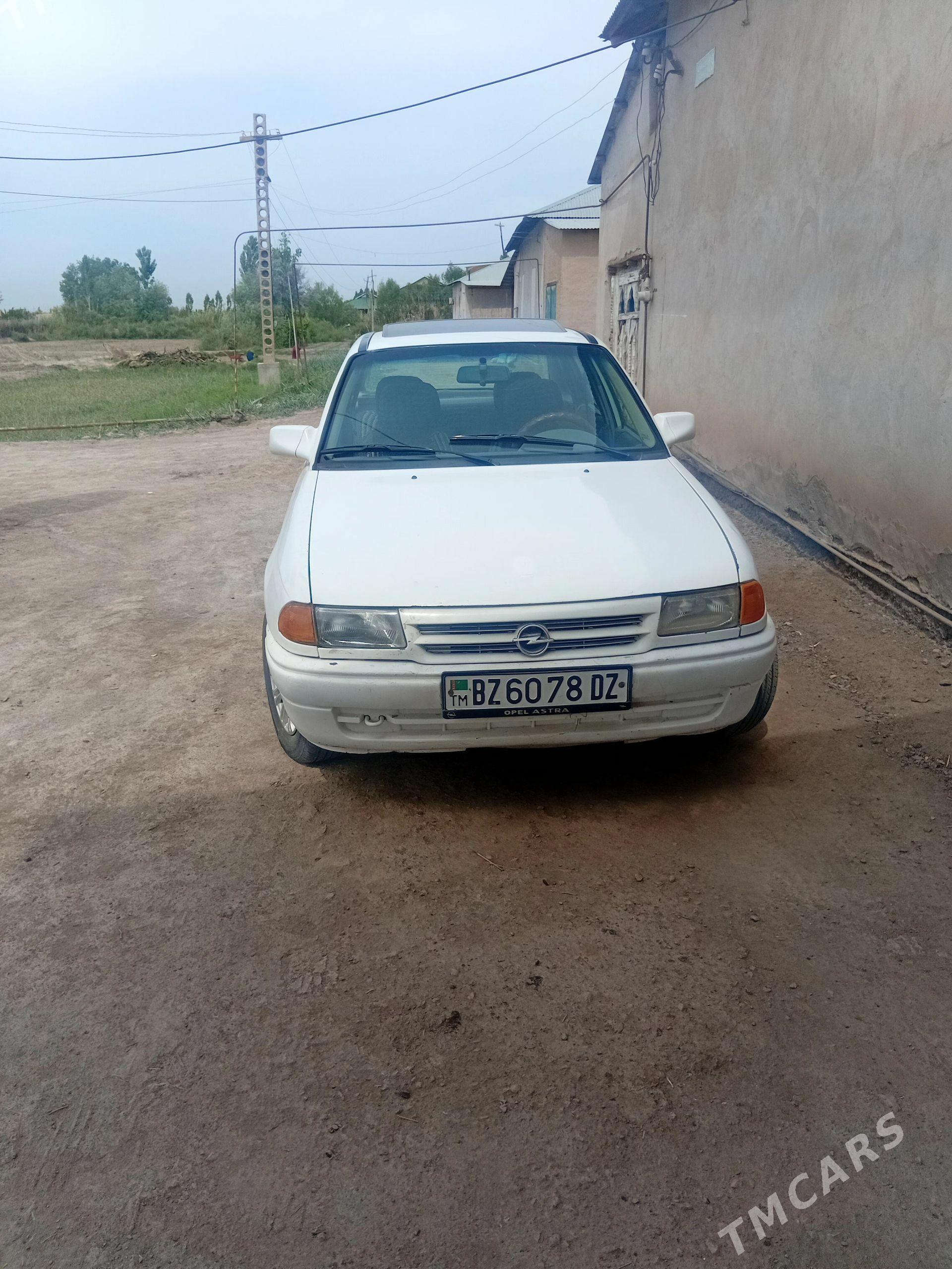 Opel Astra 1992 - 30 000 TMT - Boldumsaz - img 1
