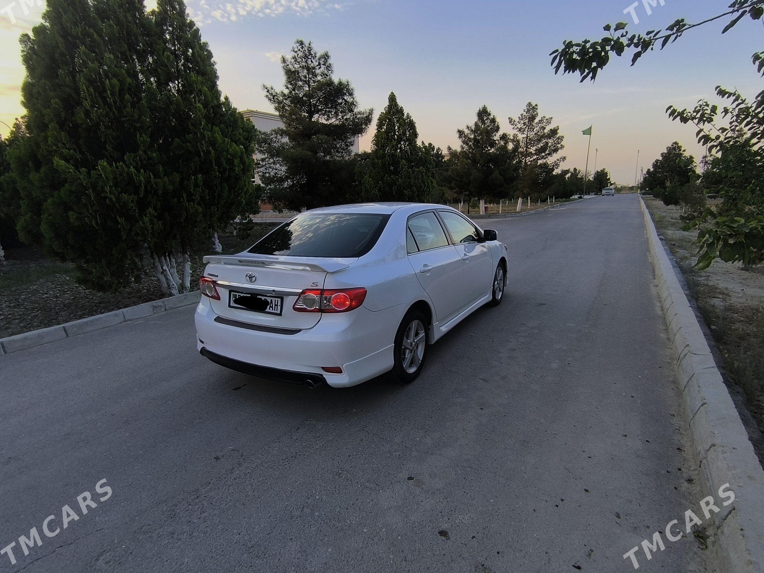Toyota Corolla 2011 - 167 000 TMT - Bäherden - img 1