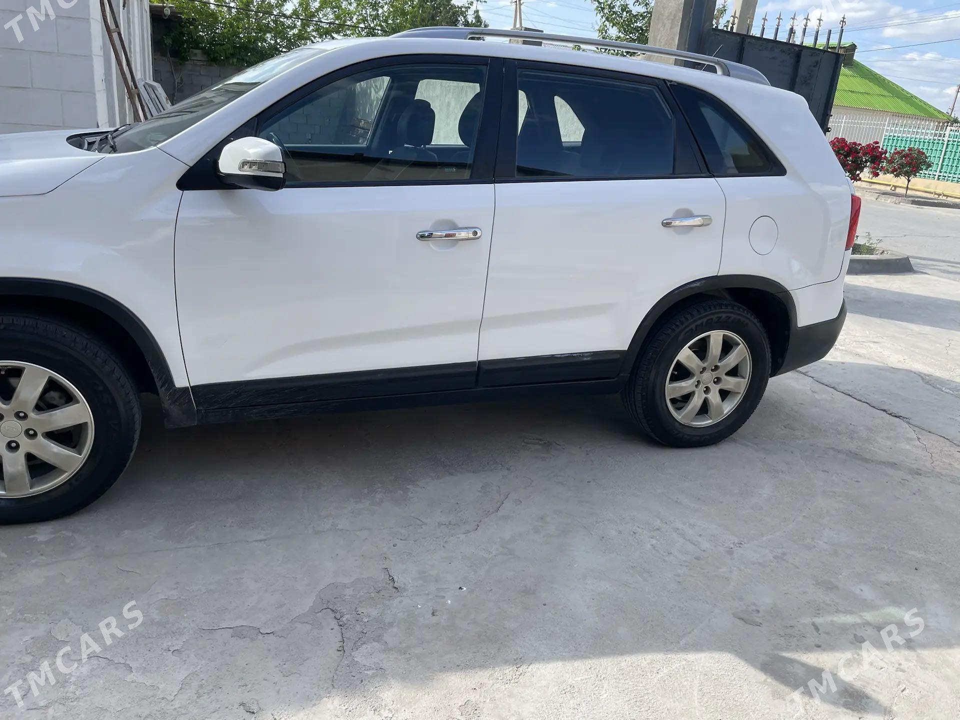 Kia Sorento 2010 - 260 000 TMT - Ашхабад - img 1
