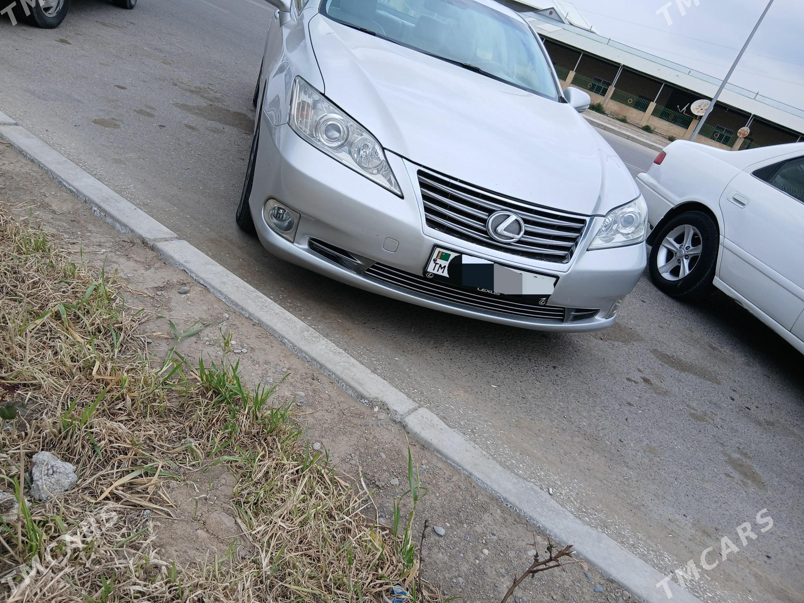 Lexus ES 350 2011 - 260 000 TMT - Теджен - img 1